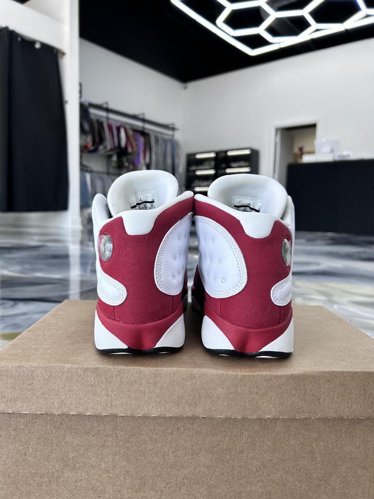 Jordan 13 "Grey Toe" Used Size 7Y/8.5W