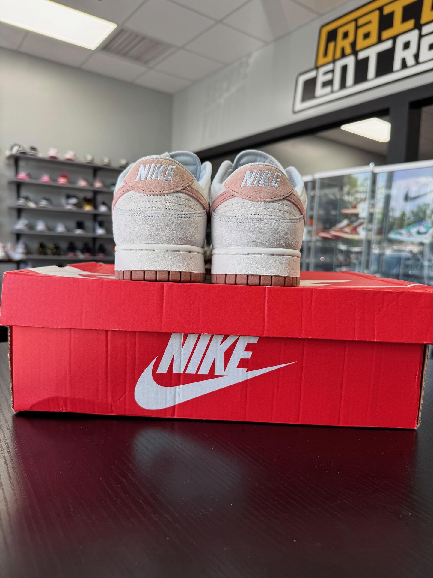 Nike Dunk Low "Fossil Rose" Used Size 13