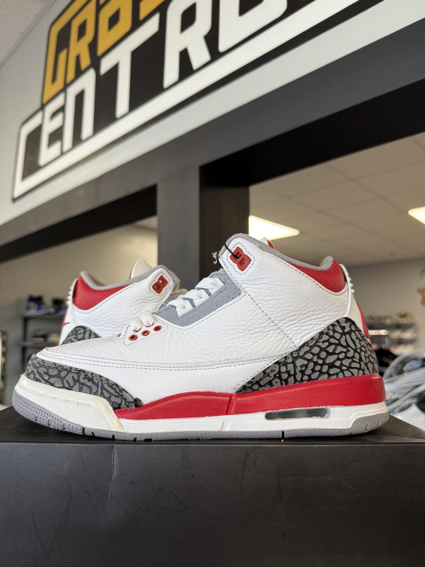 Jordan 3 "Fire Red" Used Size 6.5Y/8W