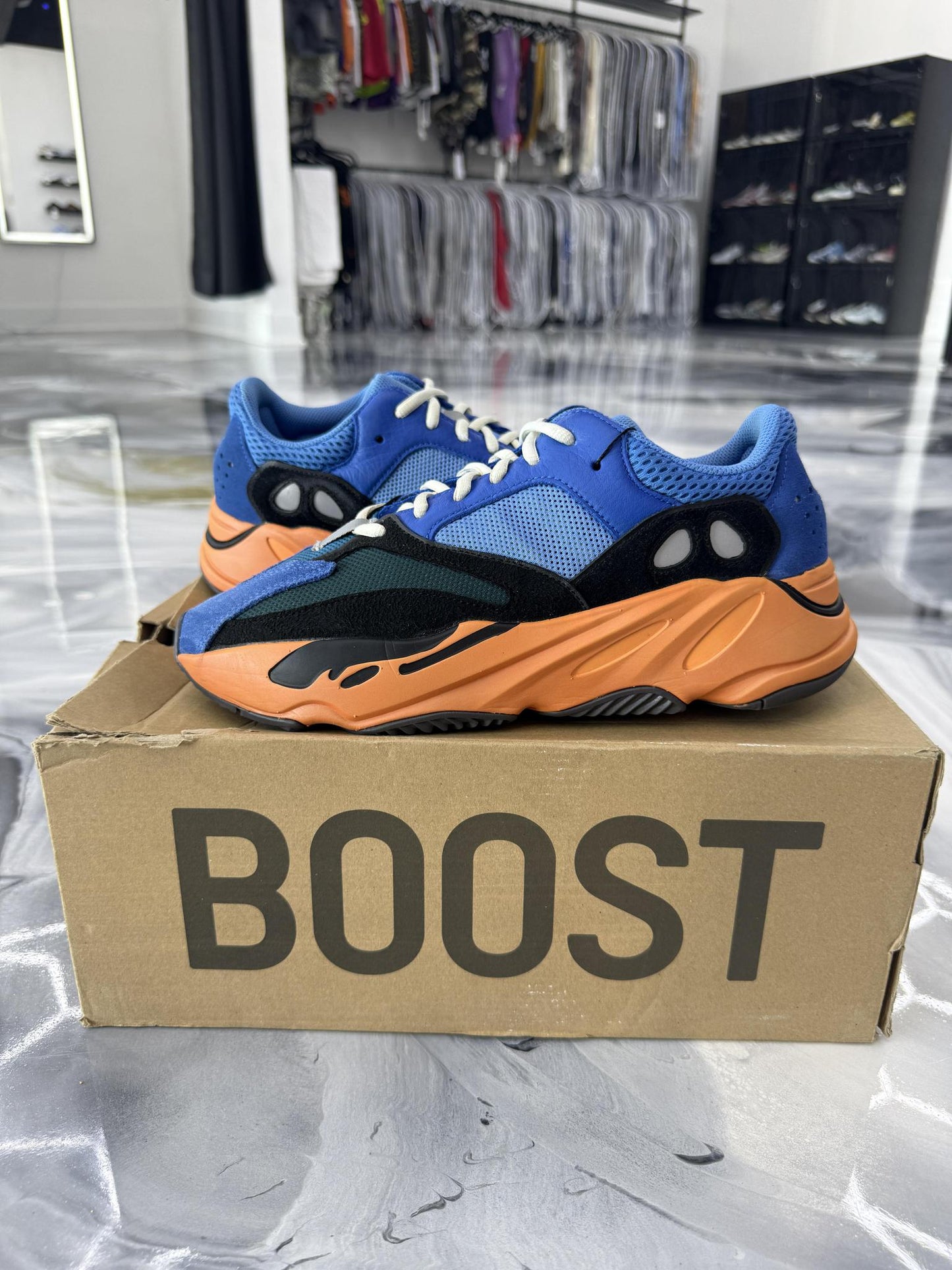 Adidas Yeezy 700 "Bright Blue" Used Size 9