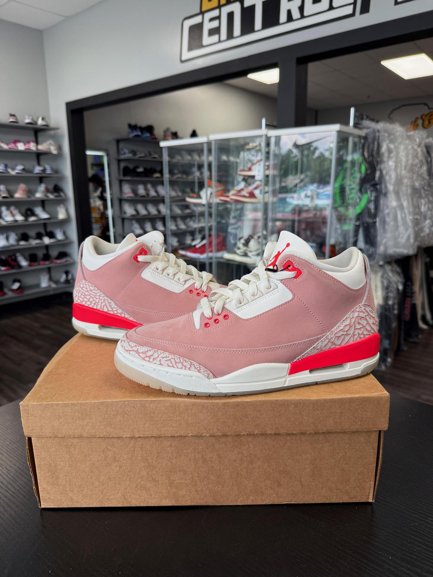 Jordan 3 "Rust Pink" Used Size 8.5