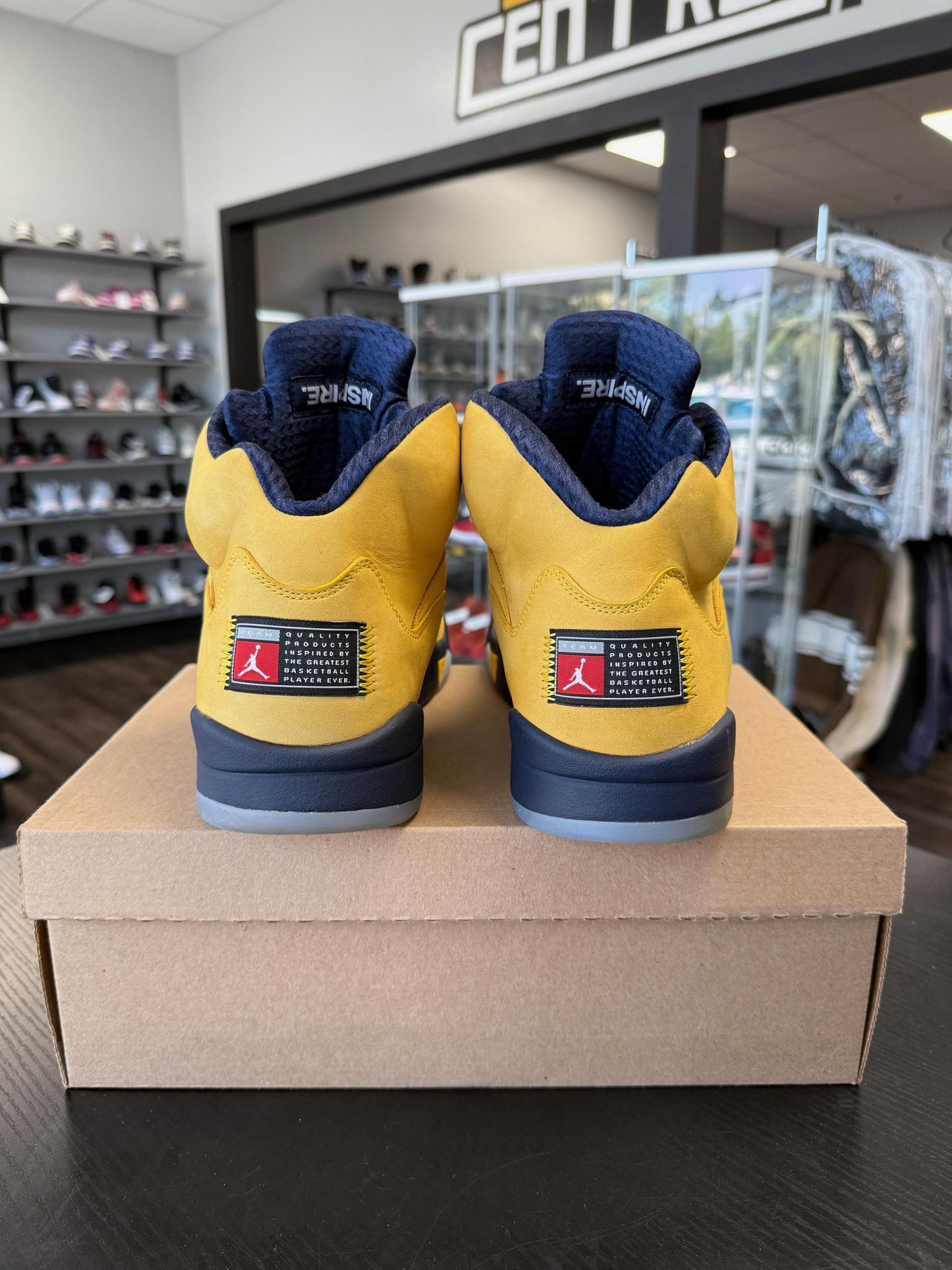 Jordan 5 "Michigan" Used Size 14