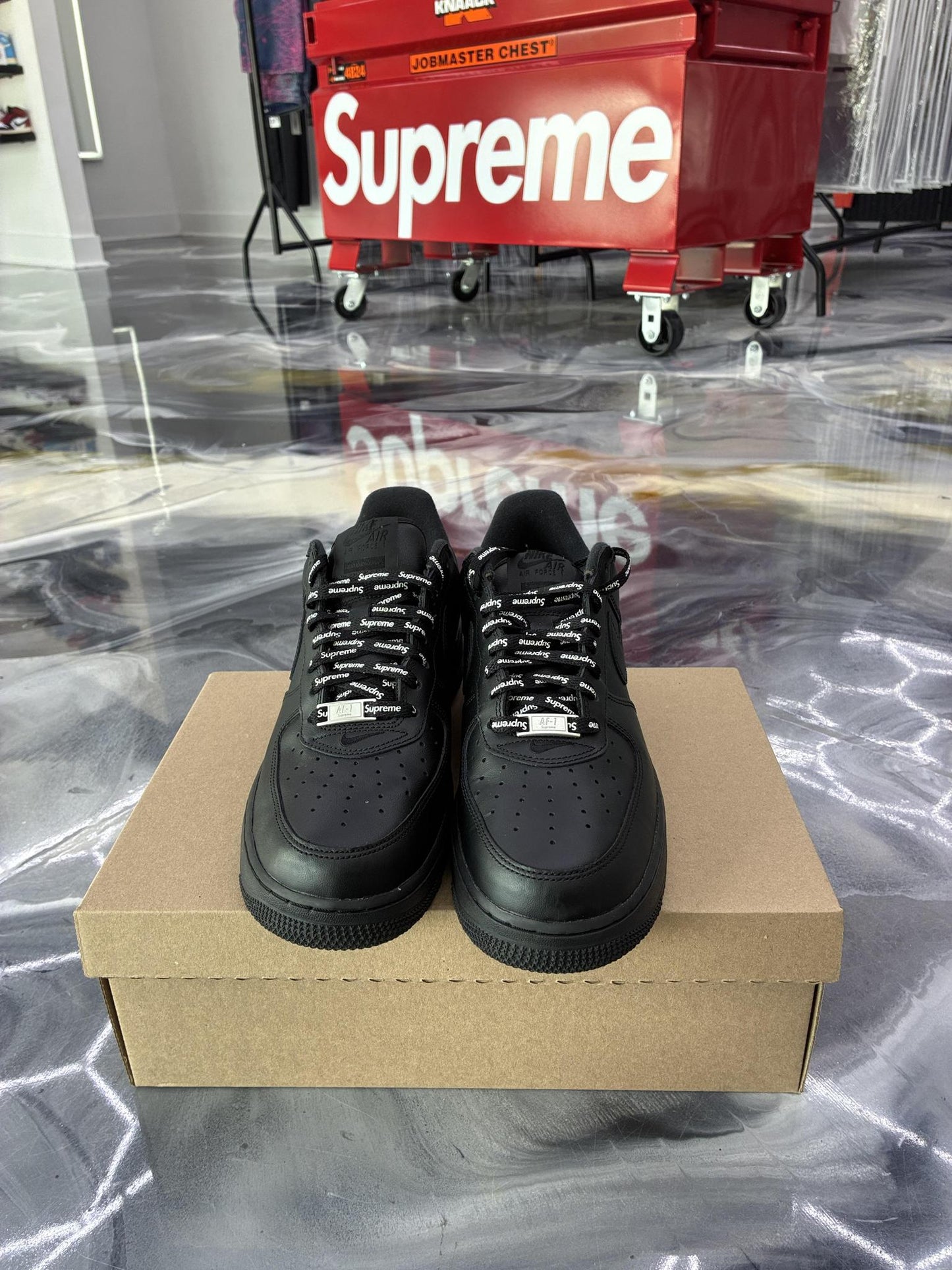 Nike Air Force 1 "Supreme Black" Used Size 9.5