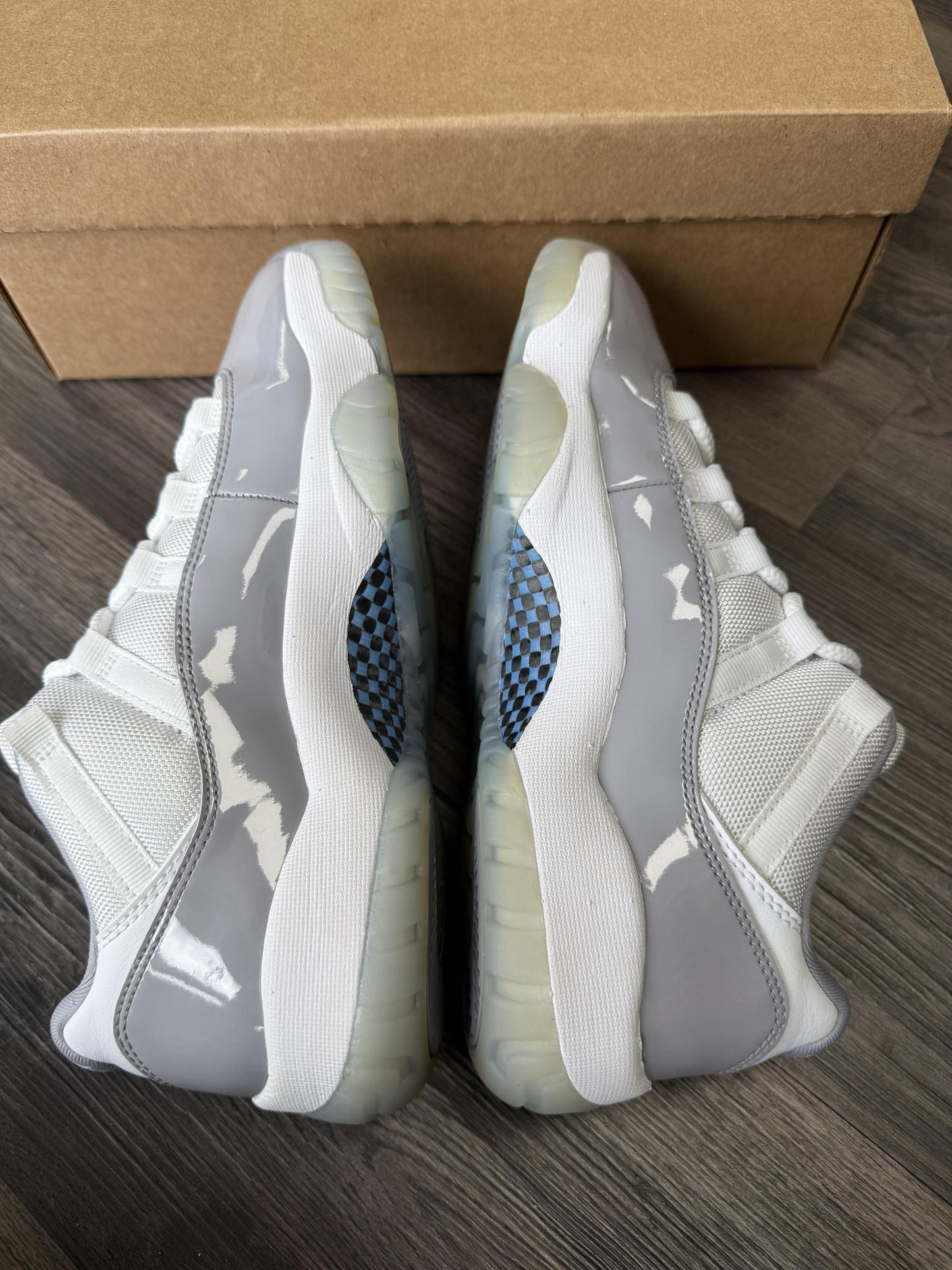 Jordan 11 Low "Cement Grey" Used Size 7.5