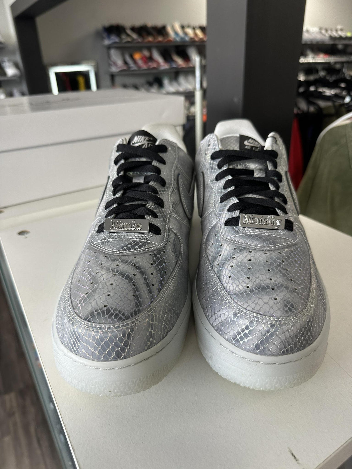 Nike AF1 Low Kobe "Lenticular" Used Size 12.5
