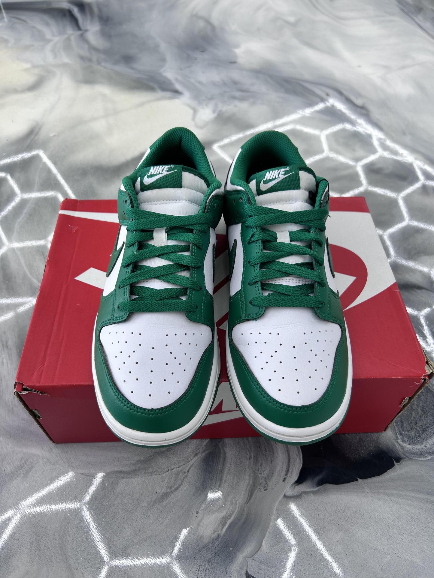 Dunk Low "Malachite" Used Size 9.5
