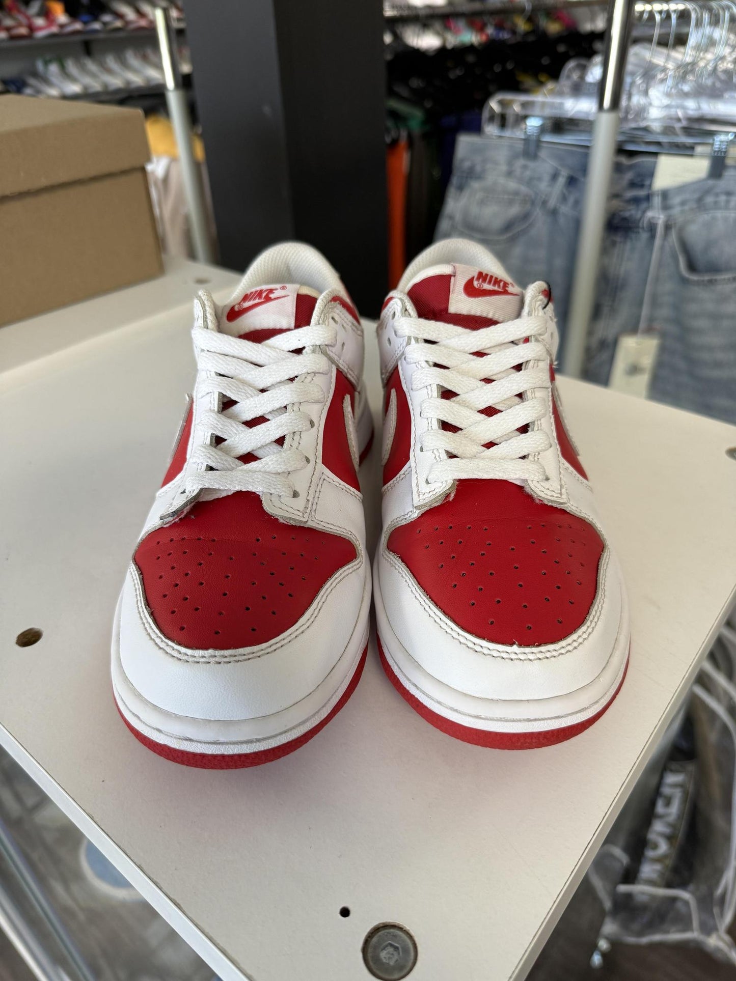 Nike Dunk Low "Gym Red" Used 6Y/7.5W