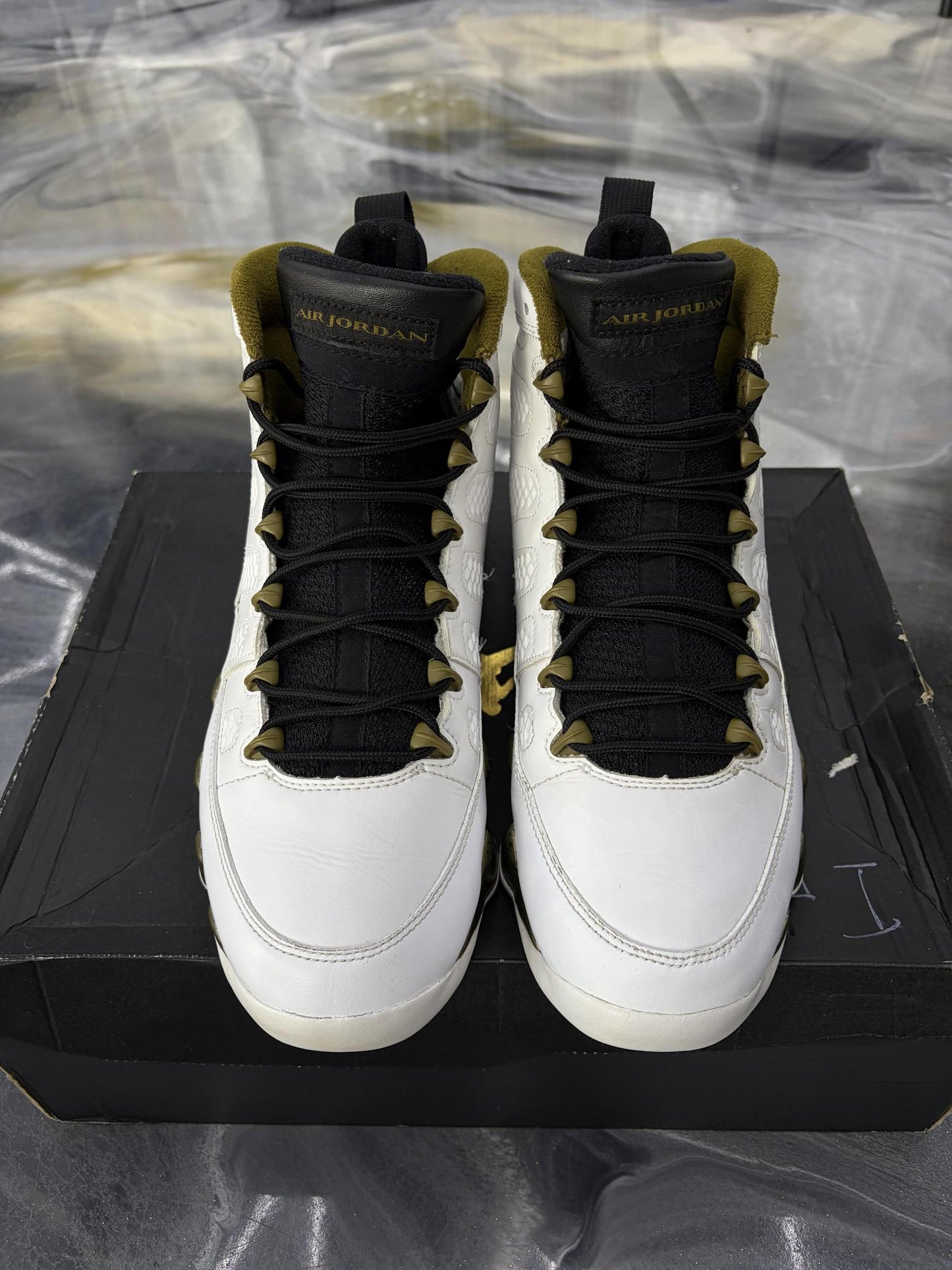 Jordan 9 "Militia Green" Used Size 11