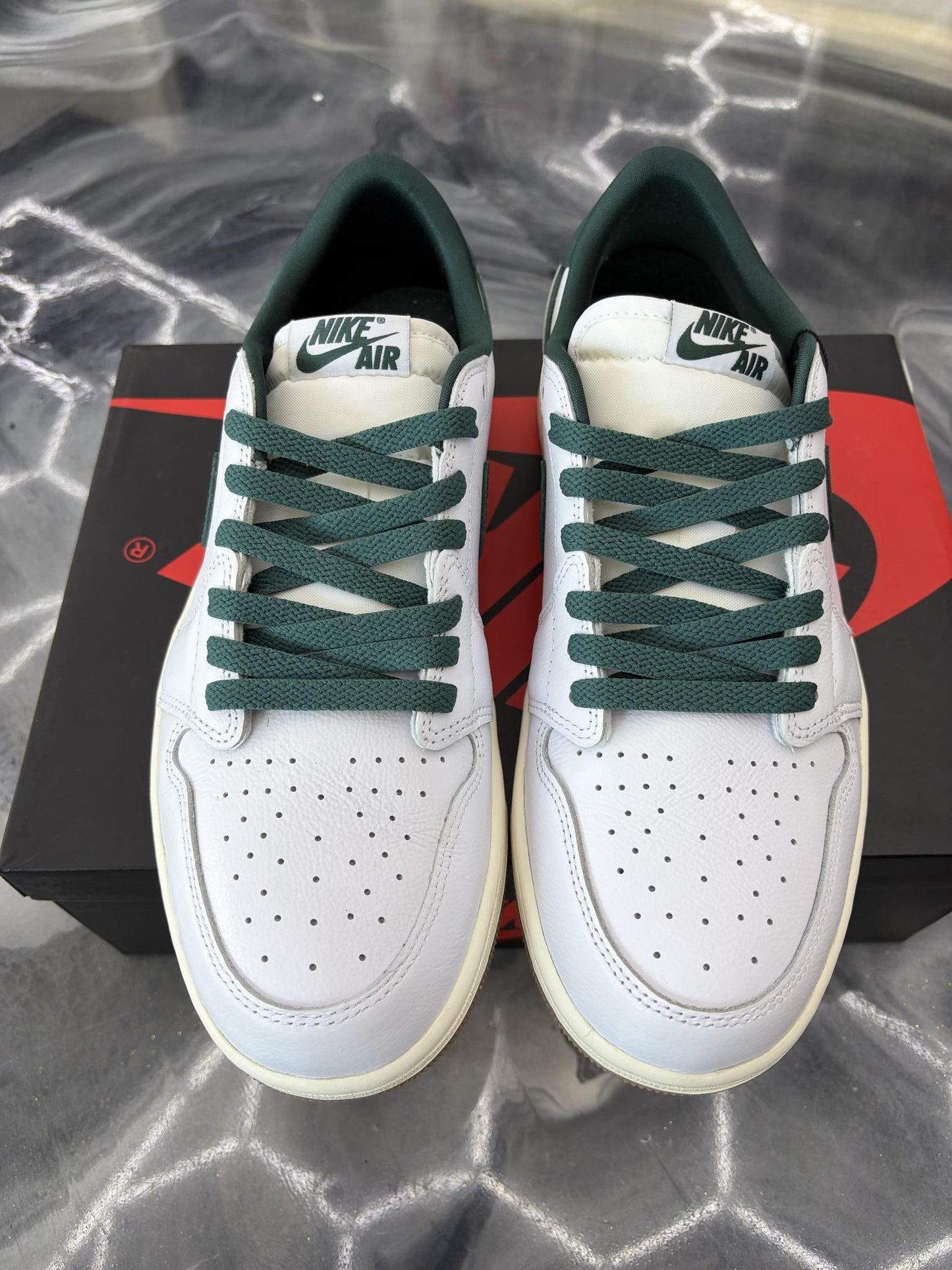 Jordan 1 Low "Oxidized Green" Used Size 9