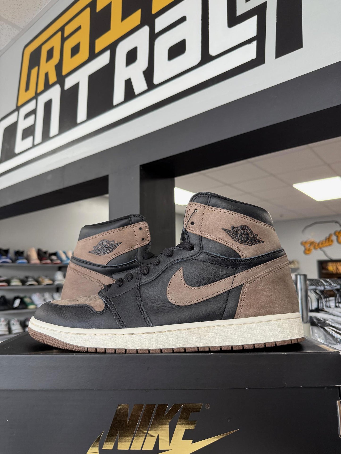 Jordan 1 "Palomino" Used Size 13