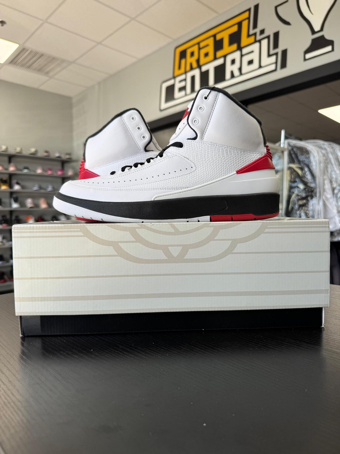 Jordan 2 "Chicago" Used Size 12