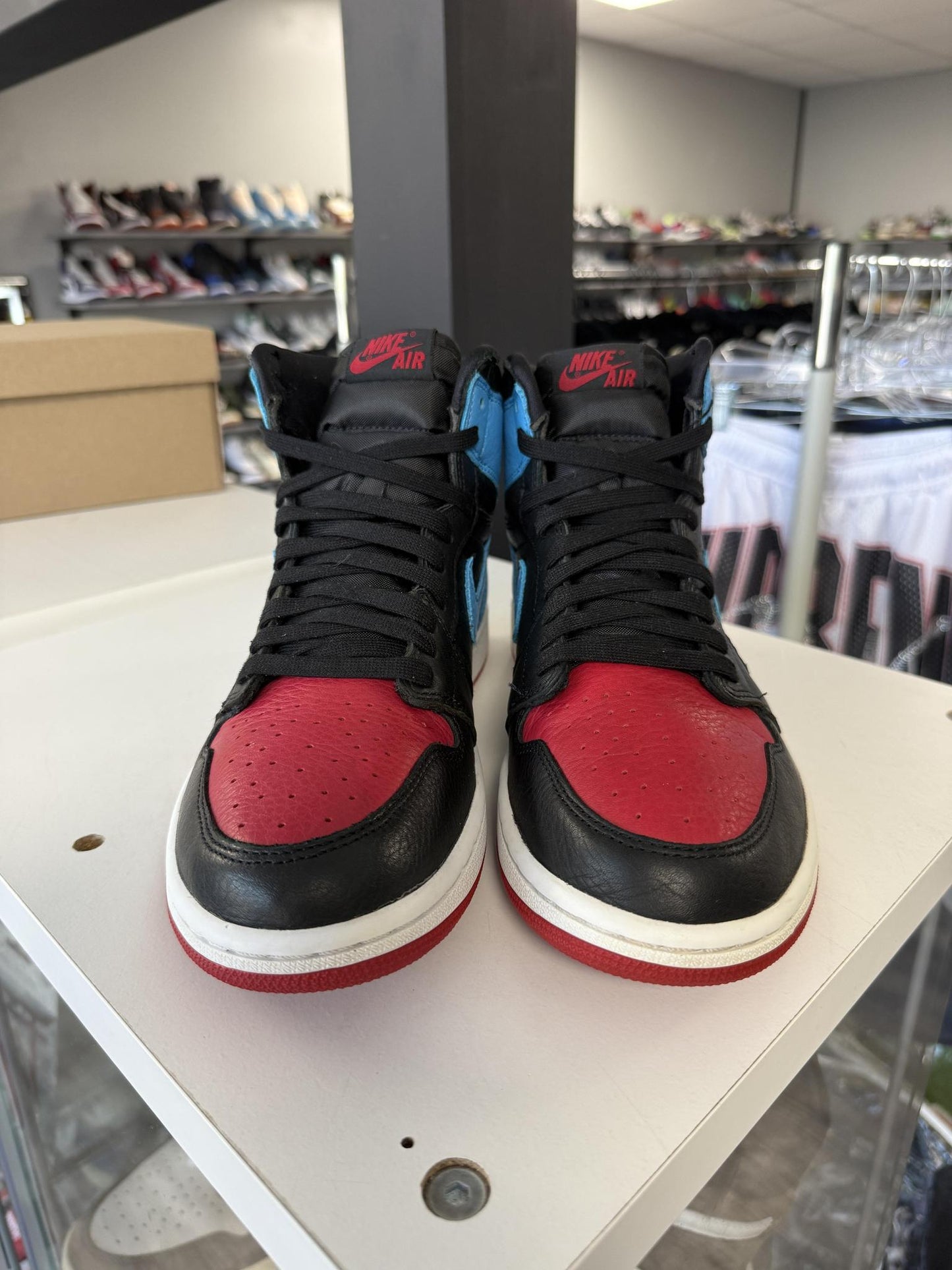 Jordan 1 "Unc to Chicago" Used Size 9