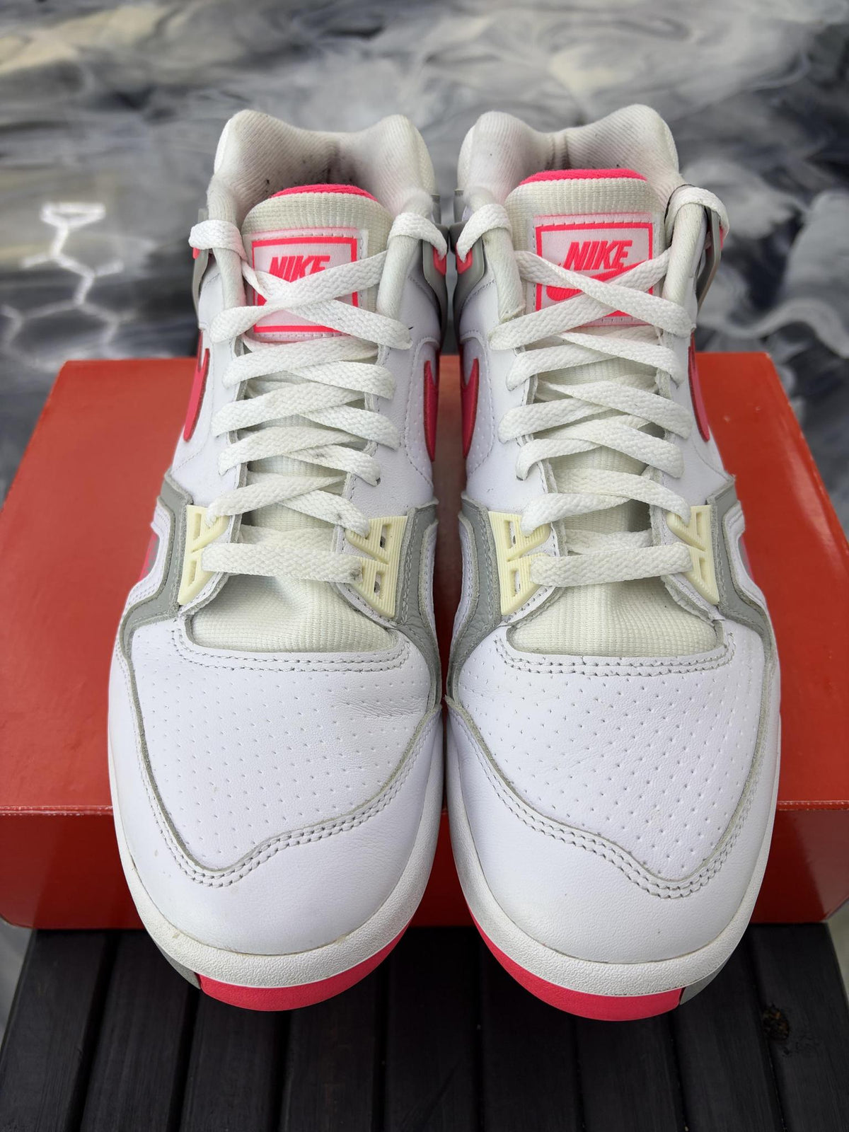 Nike Air Tech Challenge II "Racer Pink" Used Size 9.5