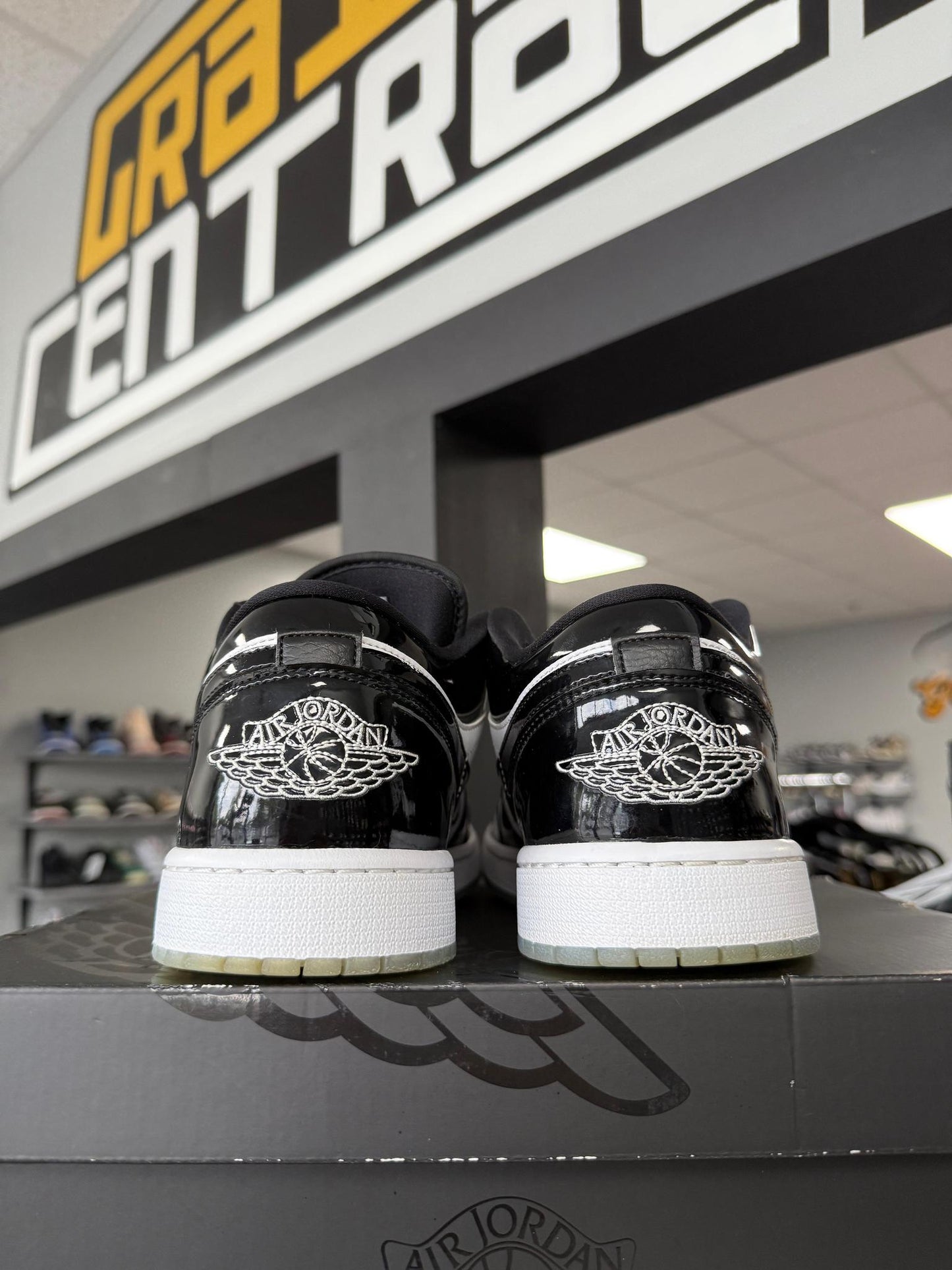 Jordan 1 Low "Concord" Used Size 13