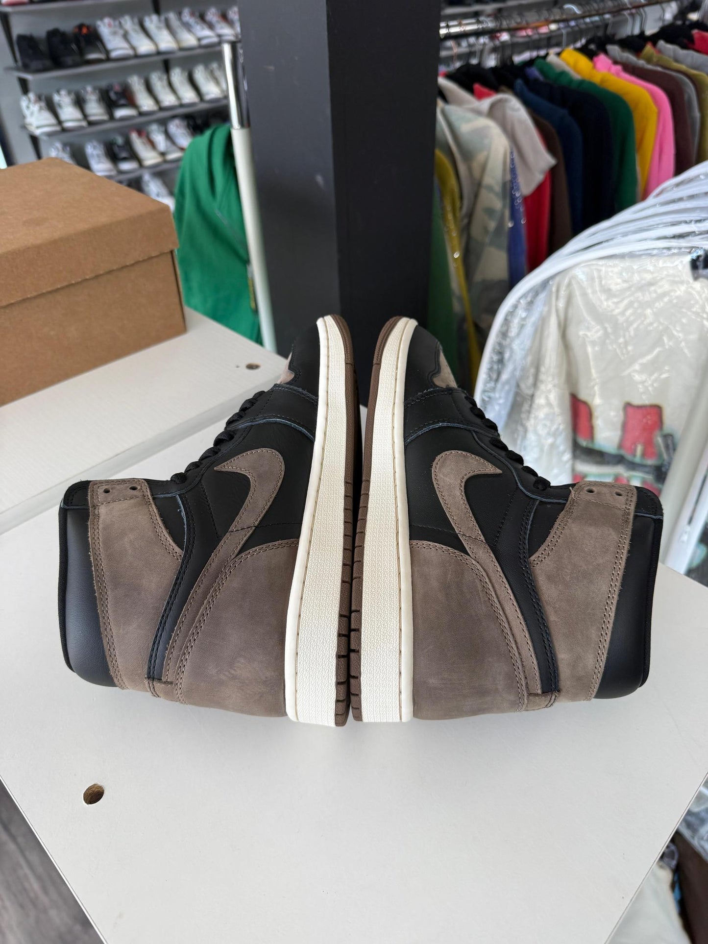 Jordan 1 "Palomino" Used Size 9