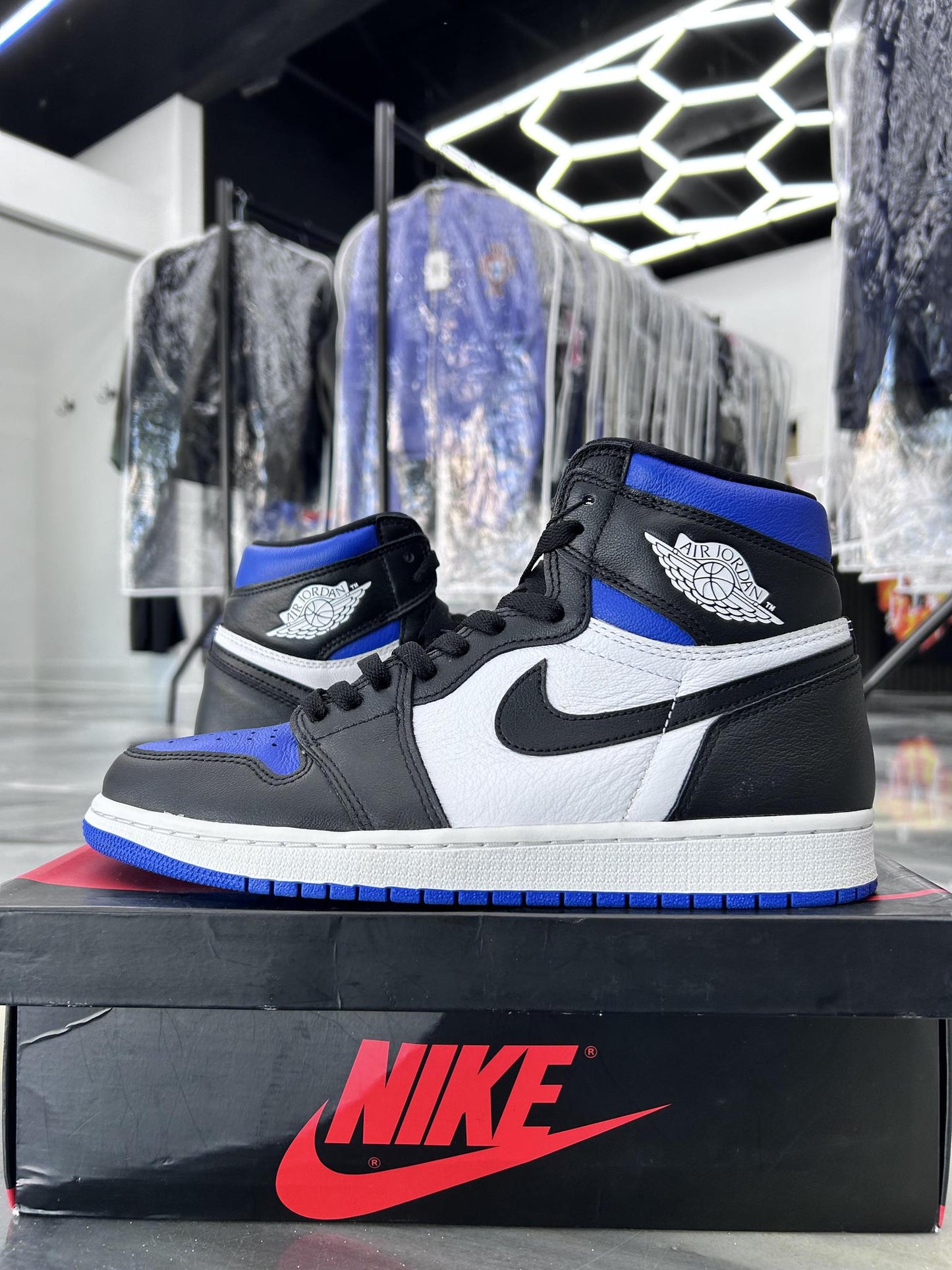 Jordan 1 "Royal Toe" Used Size 9.5