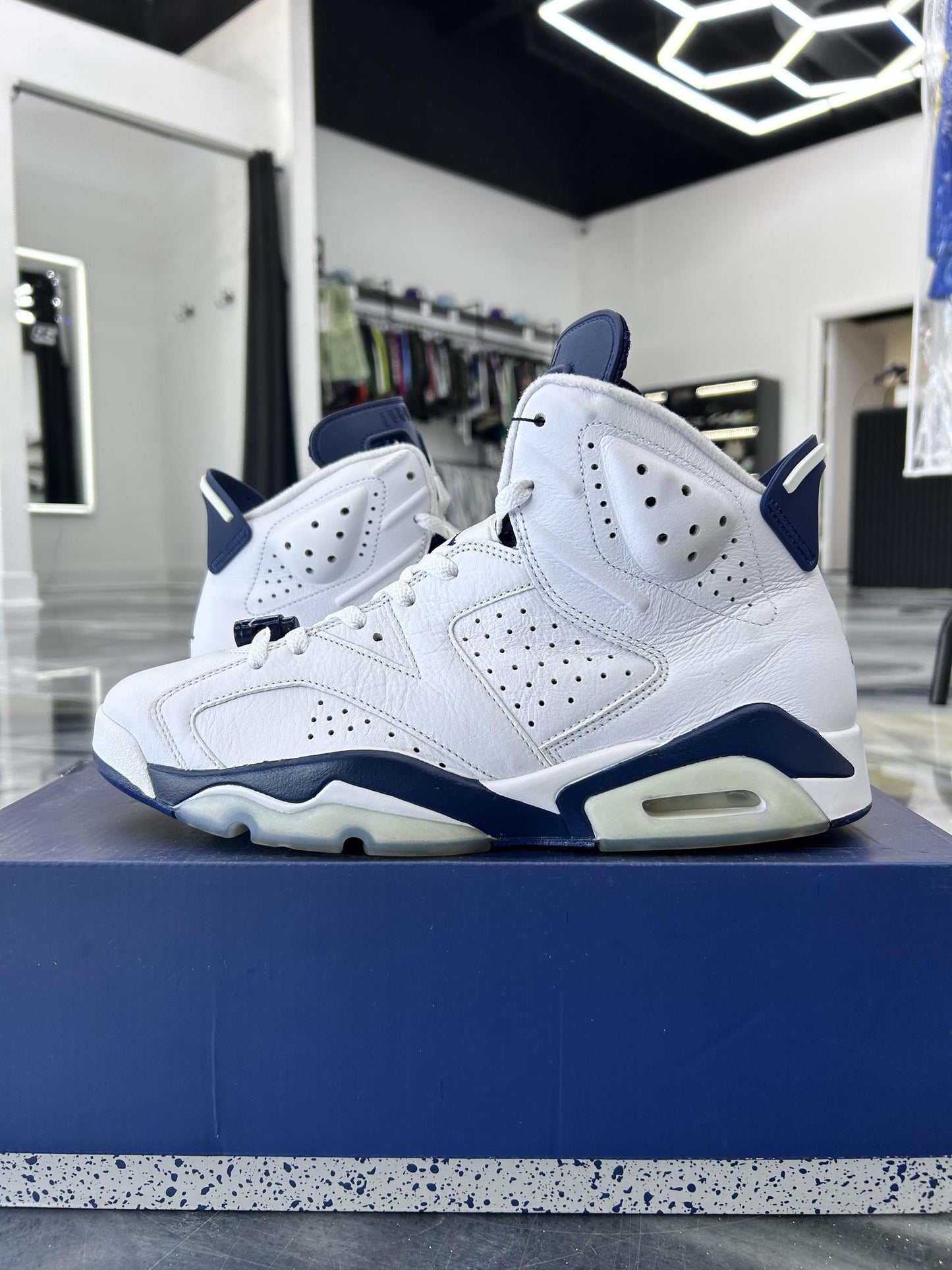 Jordan 6 "Midnight Navy" Used Size 11