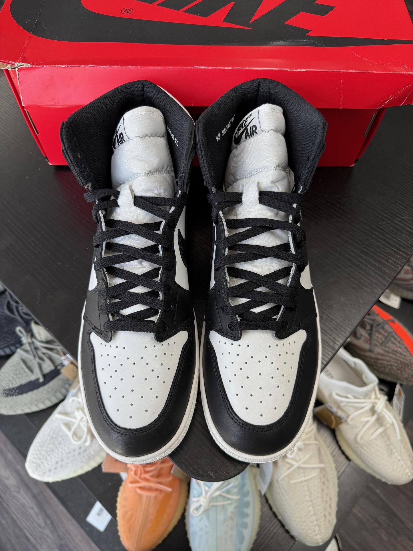 Jordan 1 '85 "Black White" Used Size 13