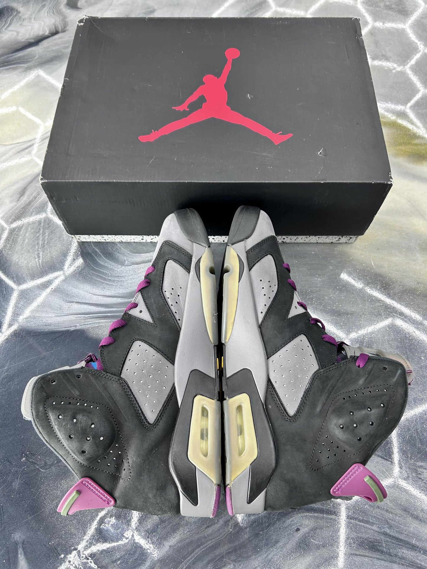Jordan 6 "Bordeaux" Used Size 11.5