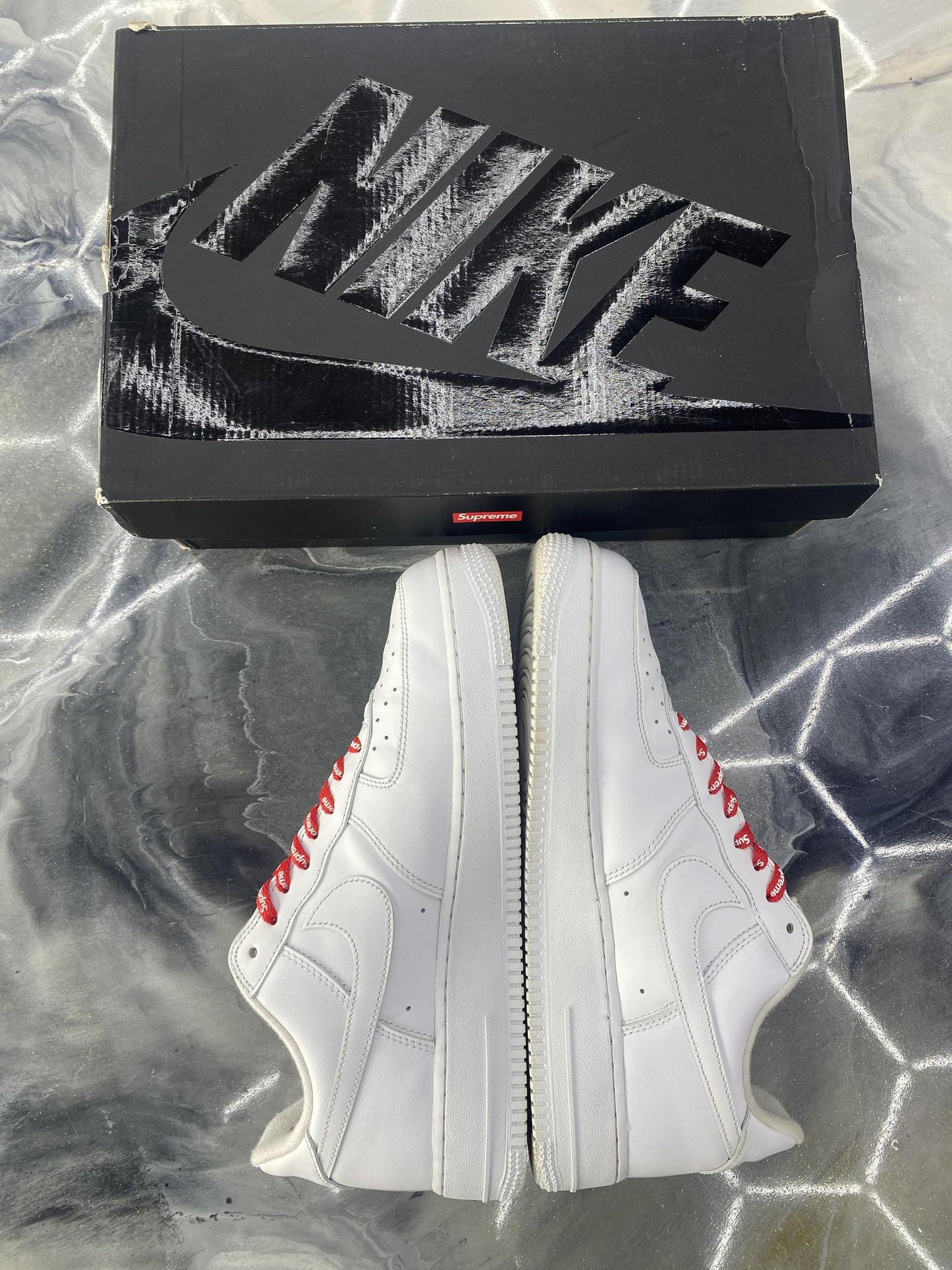 Nike AF1 "Supreme" Used Size 10