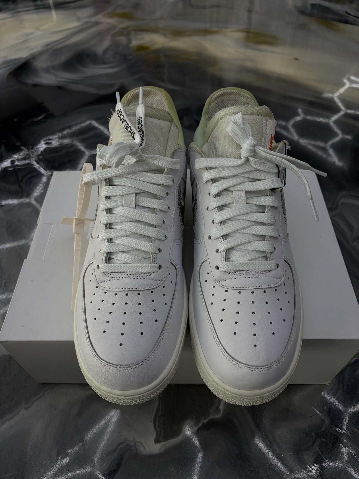 Nike Air Force 1 Off White "ComplexCon" Used Size 9