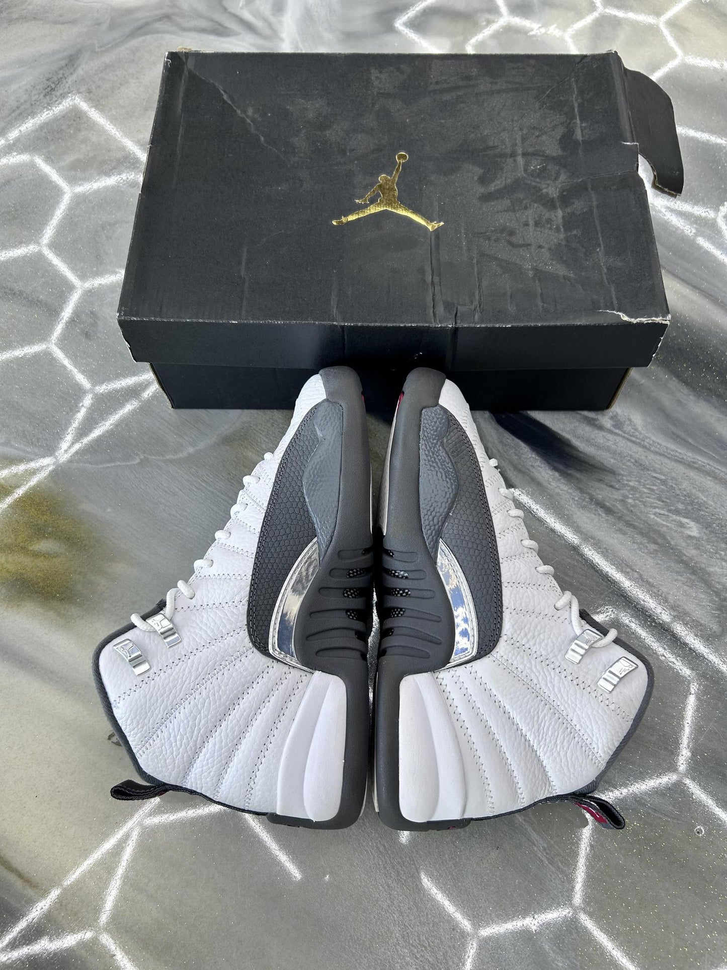 Jordan 12 "White Dark Grey" Used Size 5.5Y/7W
