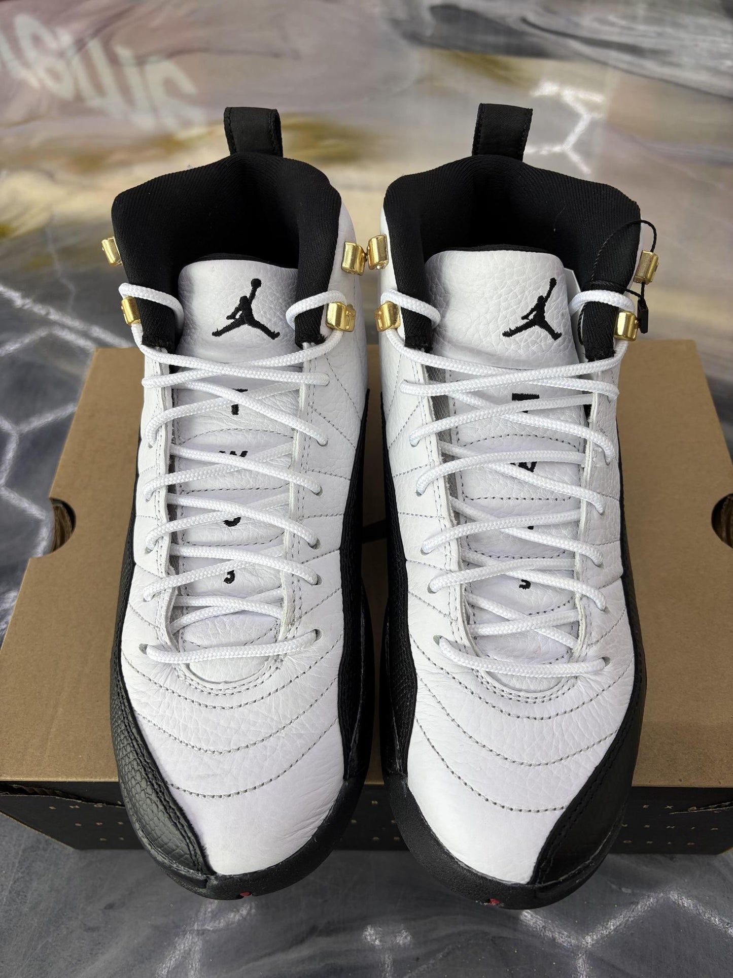 Jordan 12 "Taxi" Used Size 6.5Y/8W