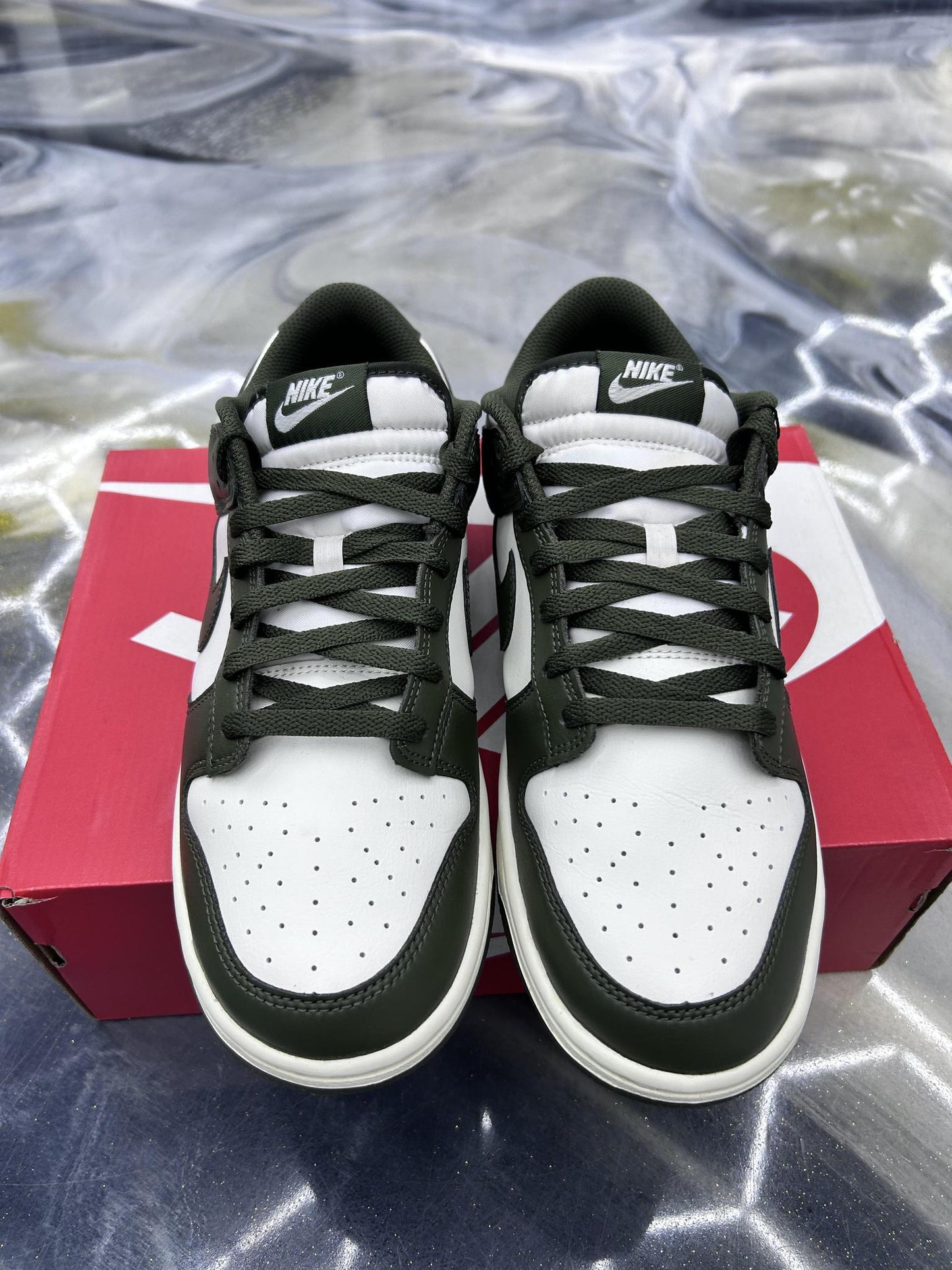 Nike Dunk Low "Cargo Khaki" Used Size 11
