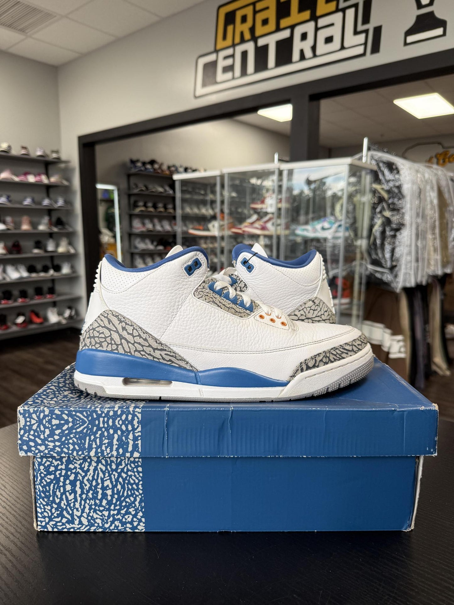 Jordan 3 "Wizards" Used Size 11