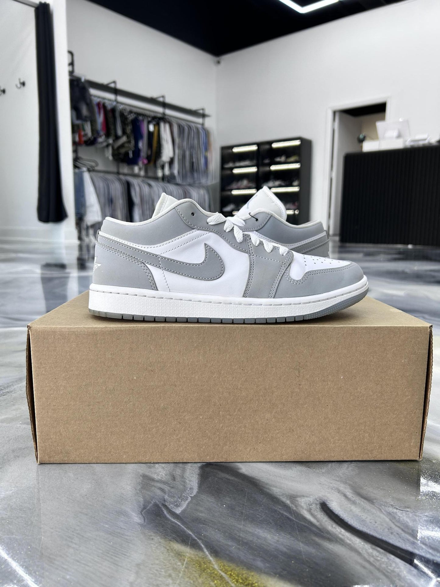 Jordan 1 Low "Wolf Grey" Used Size 7Y/8.5W