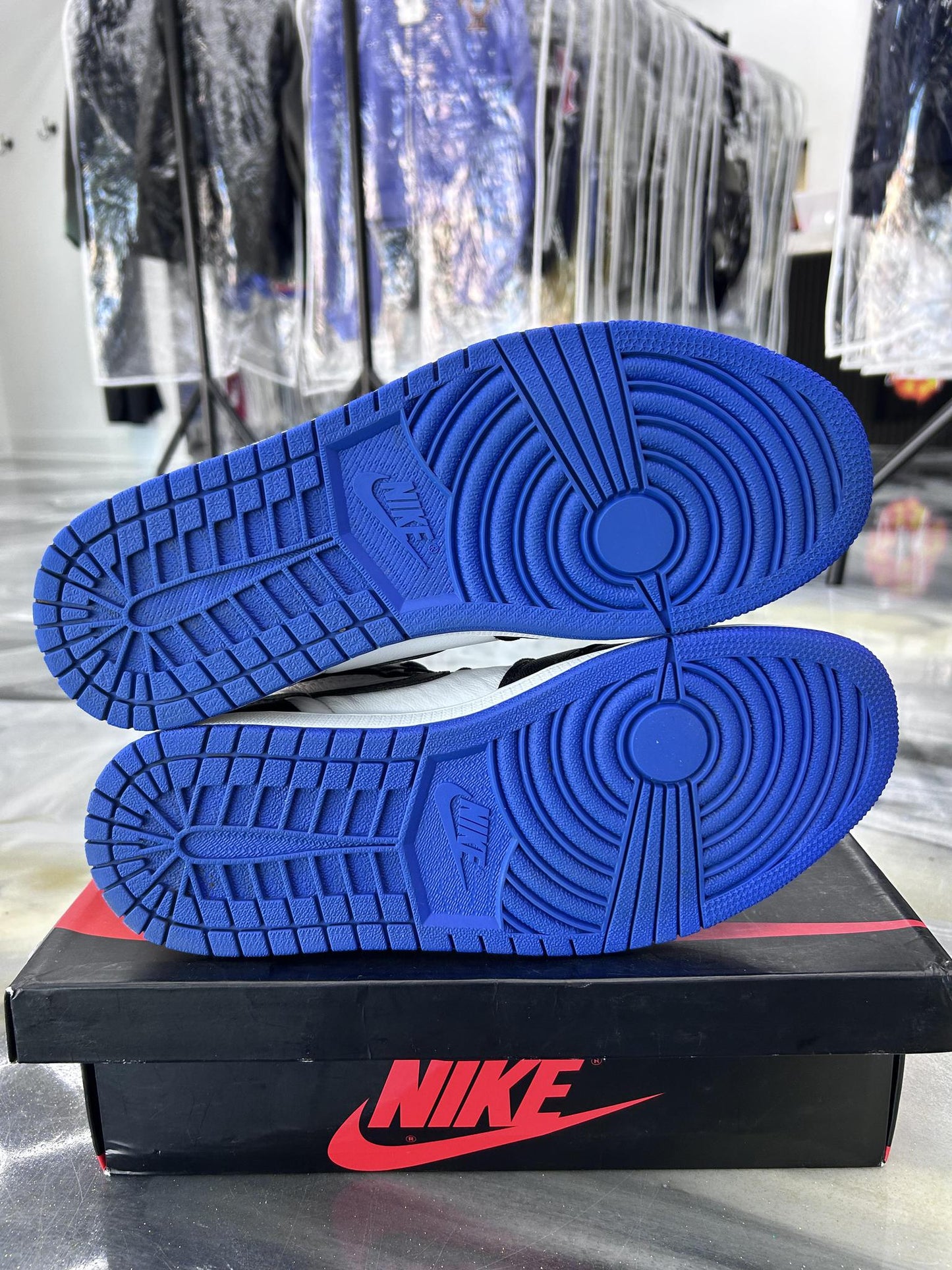 Jordan 1 "Royal Toe" Used Size 9.5
