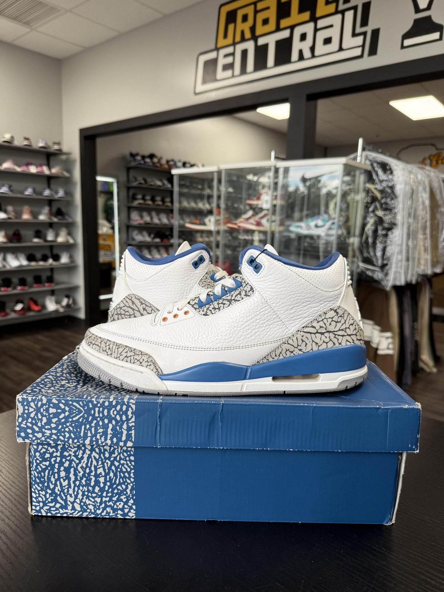 Jordan 3 "Wizards" Used Size 11