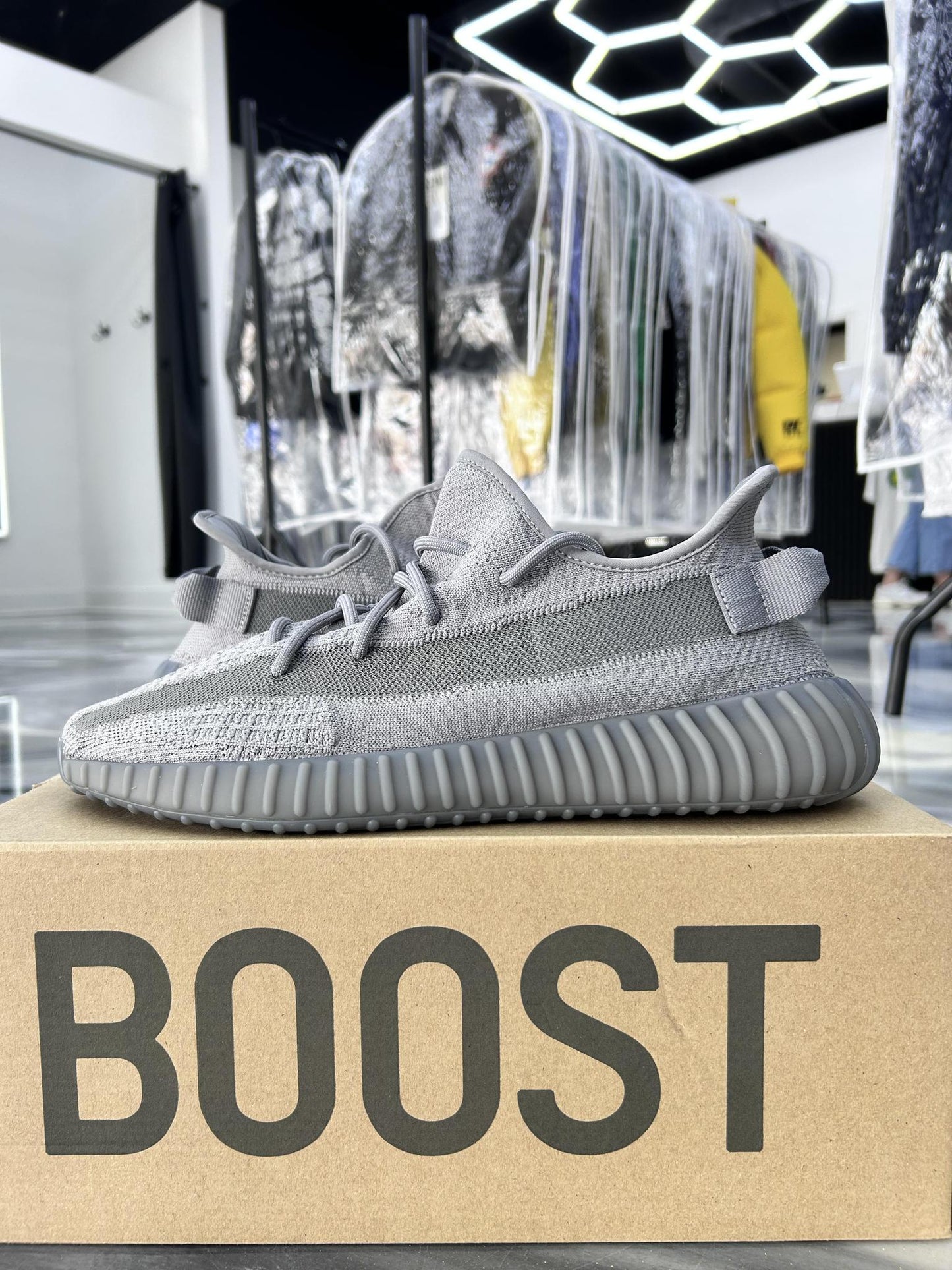 Yeezy 350 V3 "Steel Grey" Used Size 12.5