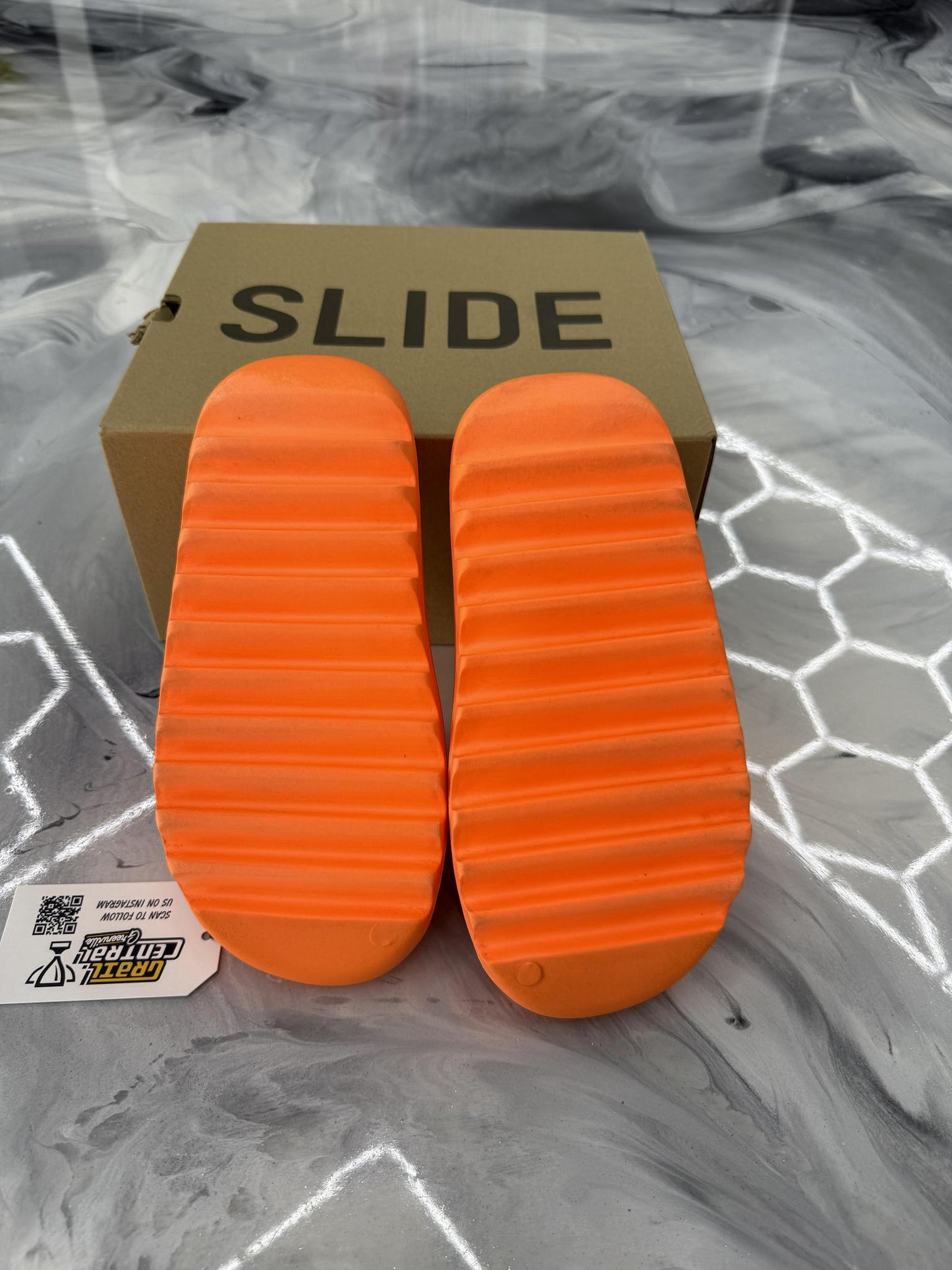 Adidas Yeezy Slide "Enflame Orange" Used Size 7M/8.5W
