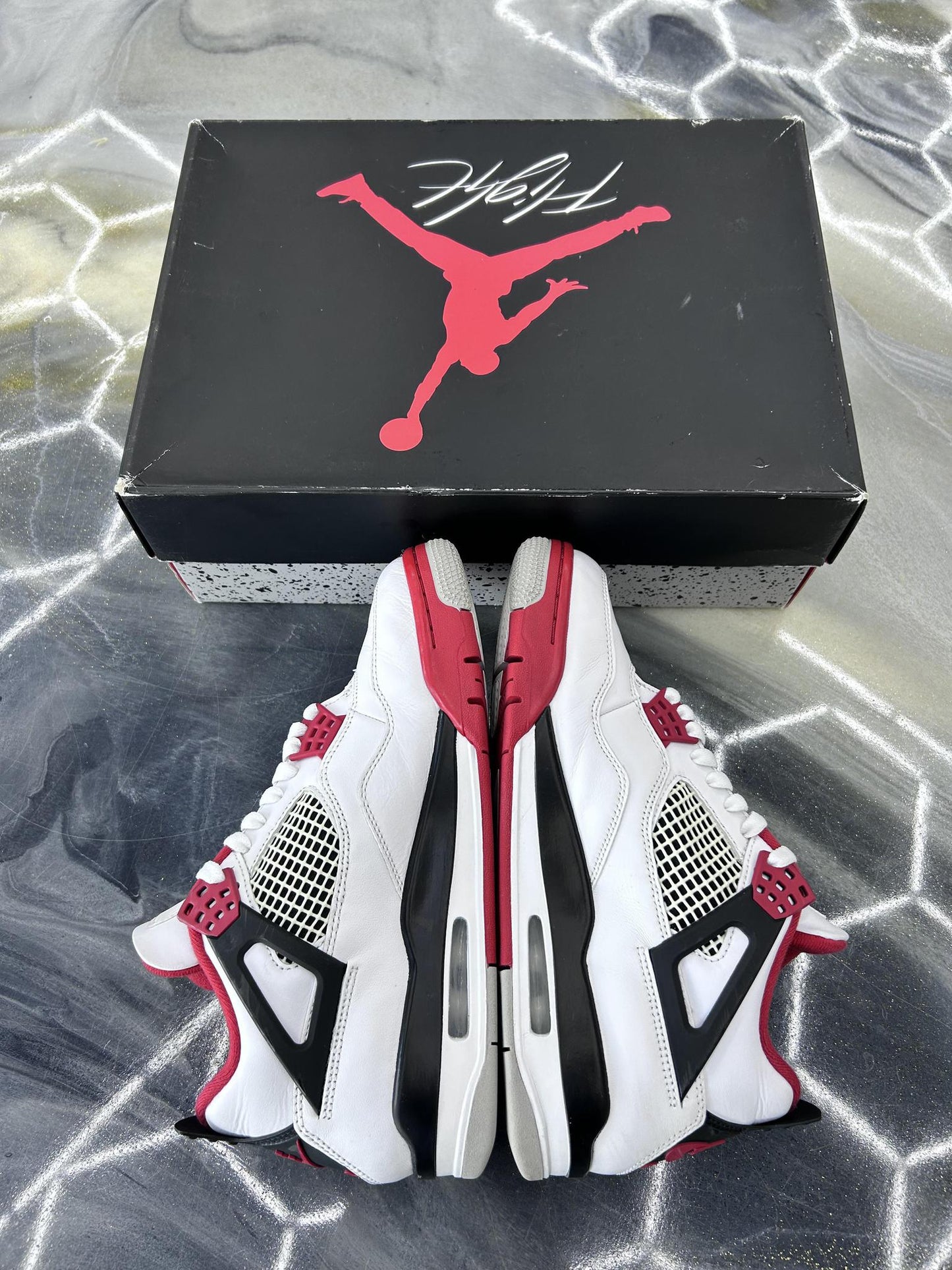 Jordan 4 "Fire Red" Used Size 8
