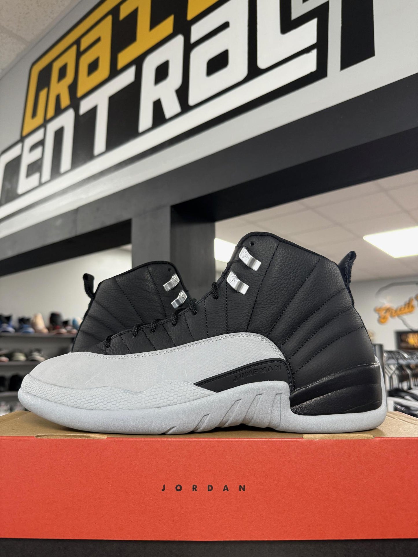 Jordan 12 "Barons" Used Size 11.5