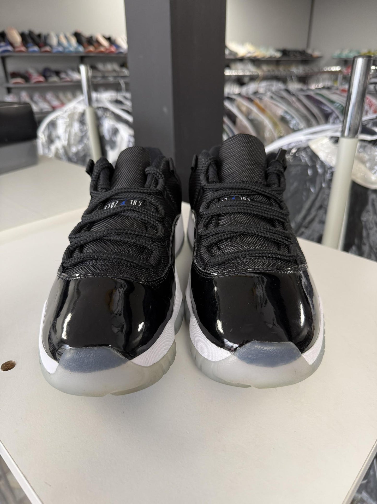 Jordan 11 Low "Space Jam" Used Size 8.5