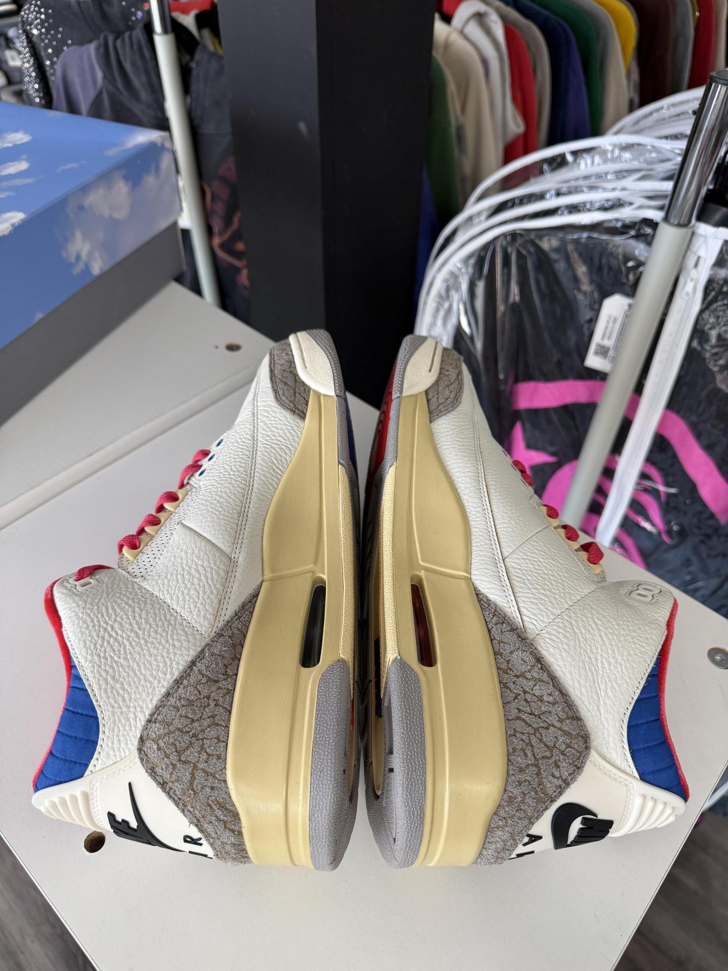 Jordan 3 "Seoul Reimagined" Used Size 12