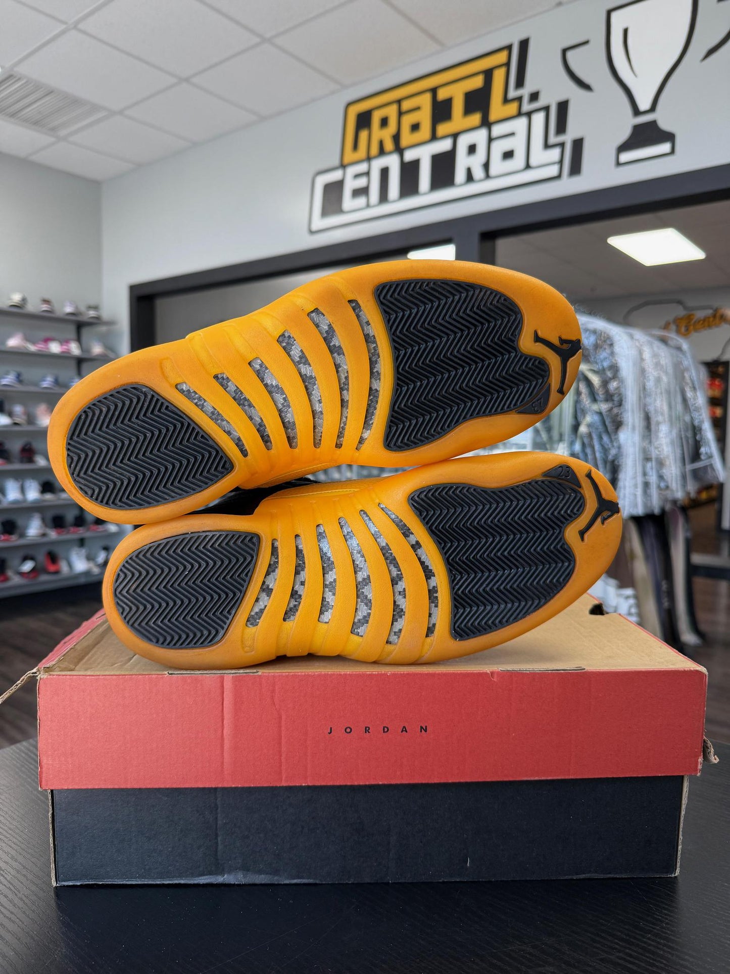 Jordan 12 "University Gold" Used Size 12
