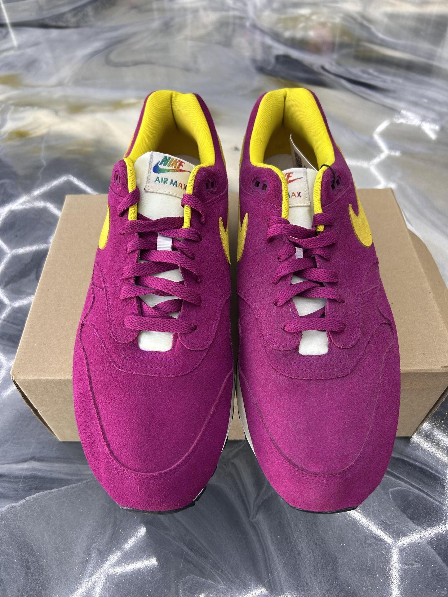 Nike Air Max 1 "Dynamic Berry" Used Size 15