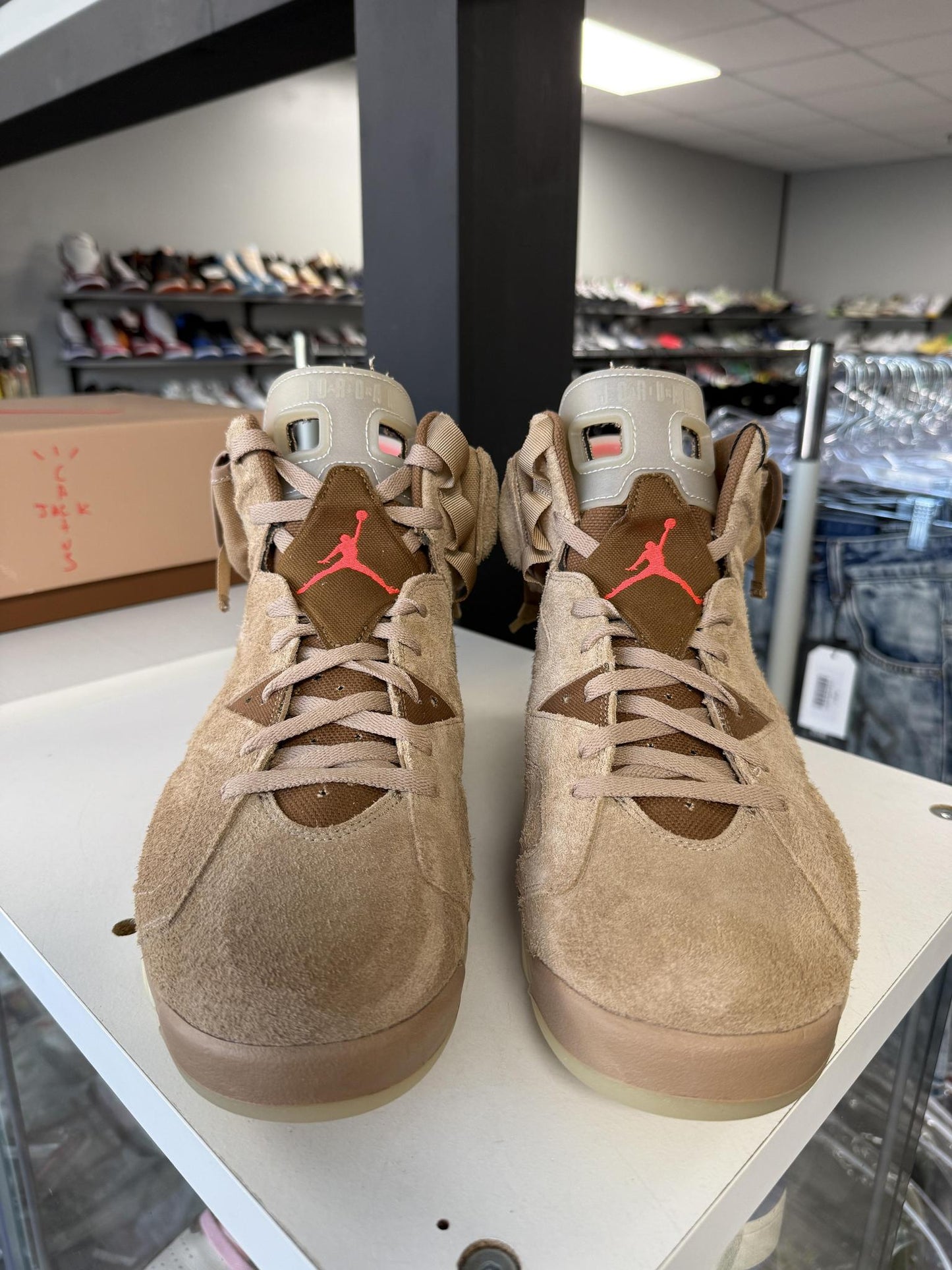 Jordan 6 Travis Scott "British Khaki" Used Size 13