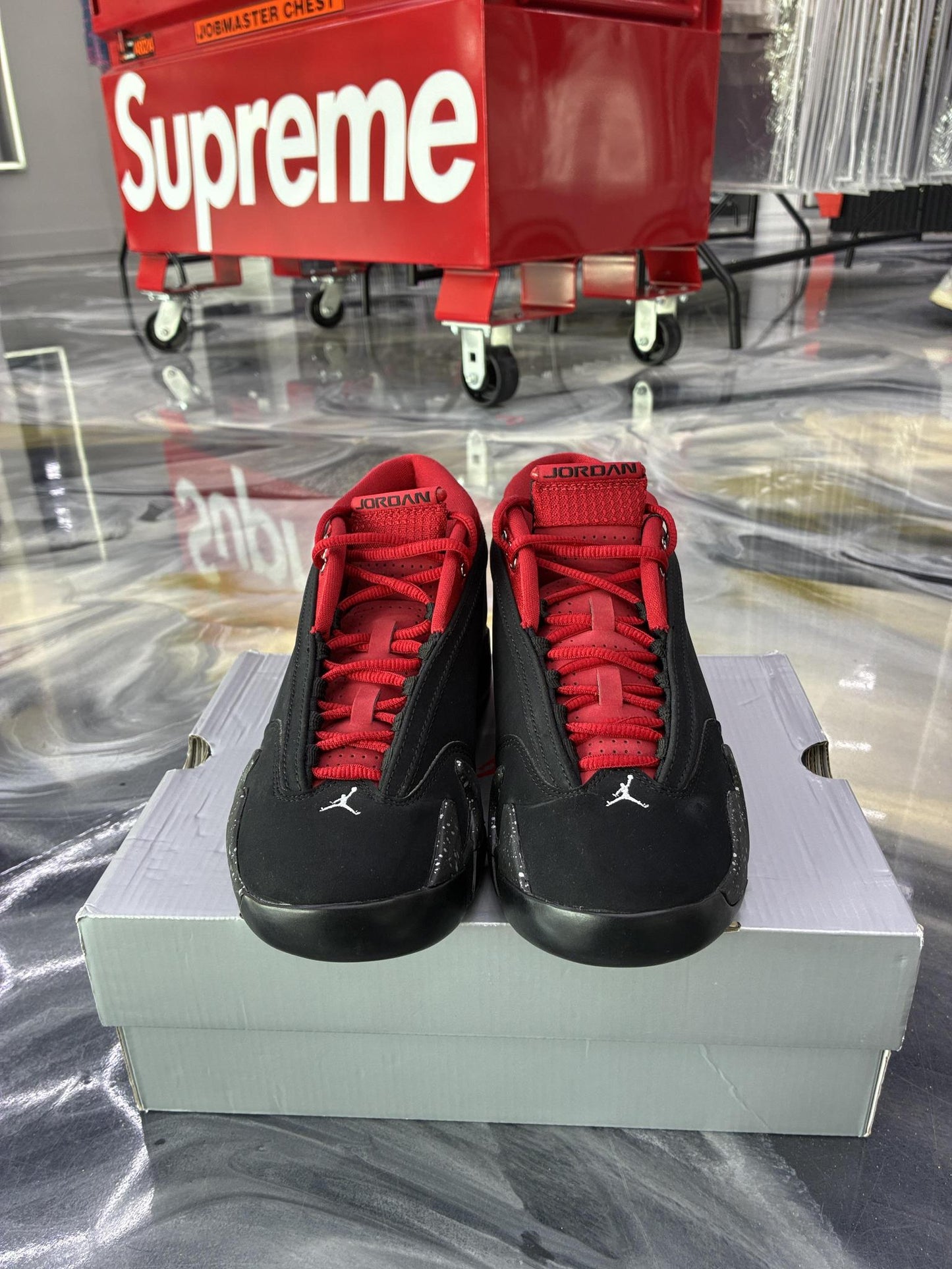 Jordan 14 Low "Red Lipstick" Used Size 7Y/8.5W