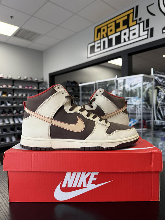 Dunk High "Baroque Brown" Used Size 11.5