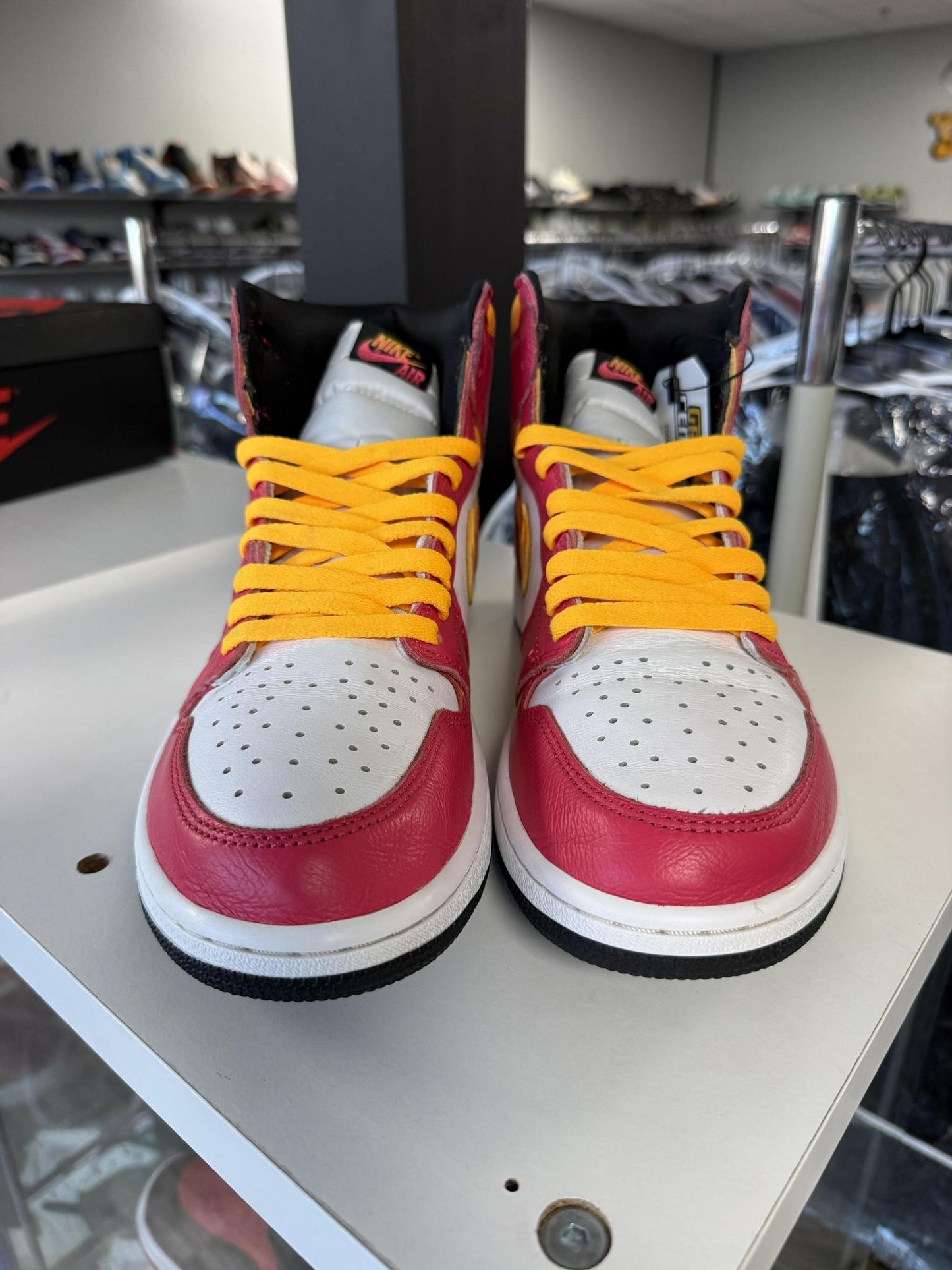 Jordan 1 "Light Fusion Red" Used Size 12