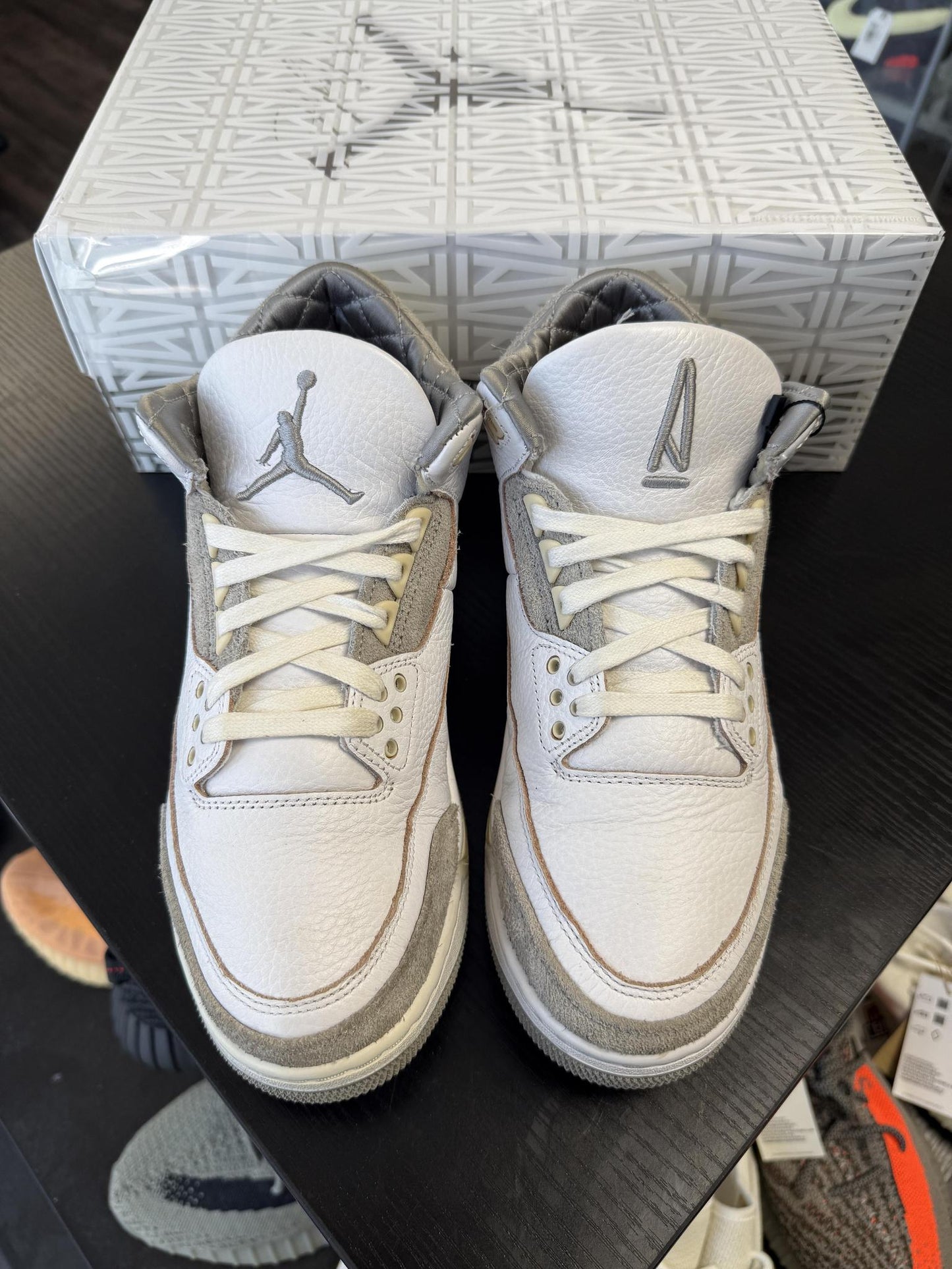 Jordan 3 x A Ma Maniere "Raised By Women" Used Size 7.5