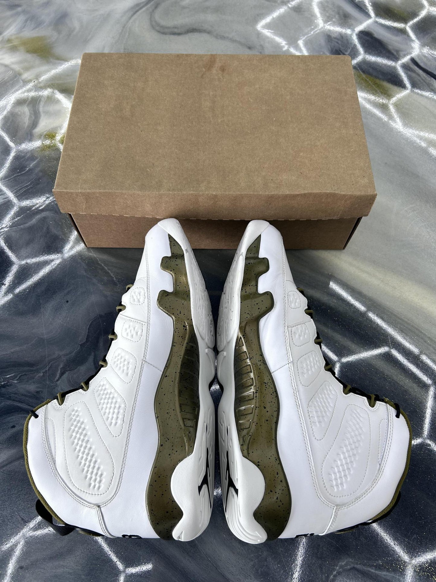 Jordan 9 "Statue" Used Size 14