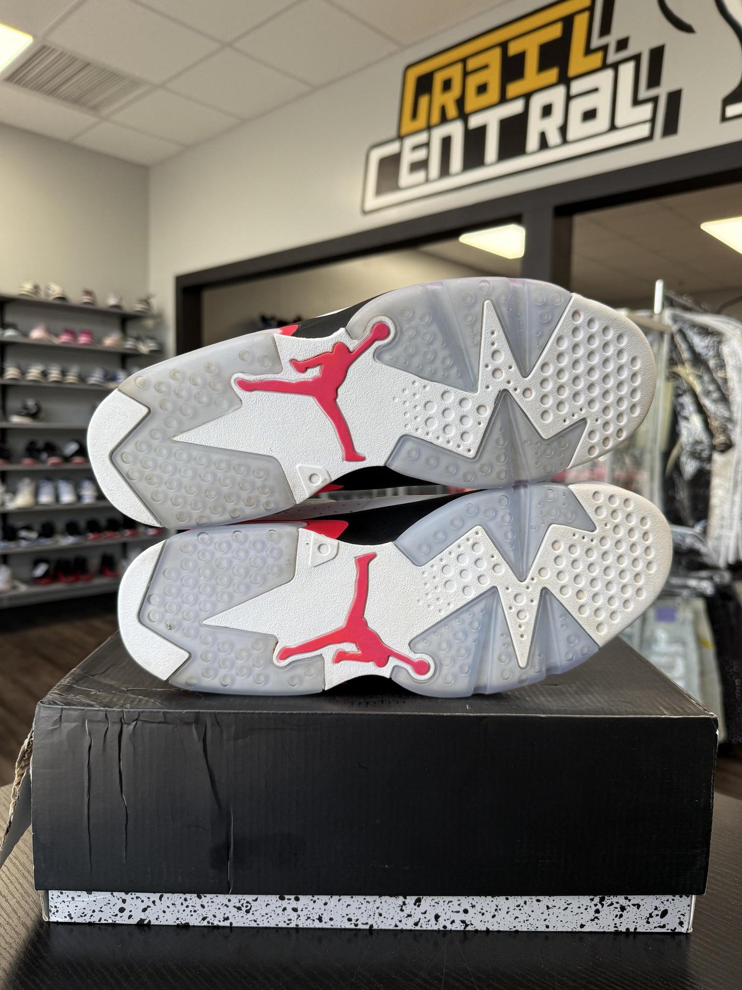 Jordan 6 Low "Infrared White" Used Size 11.5
