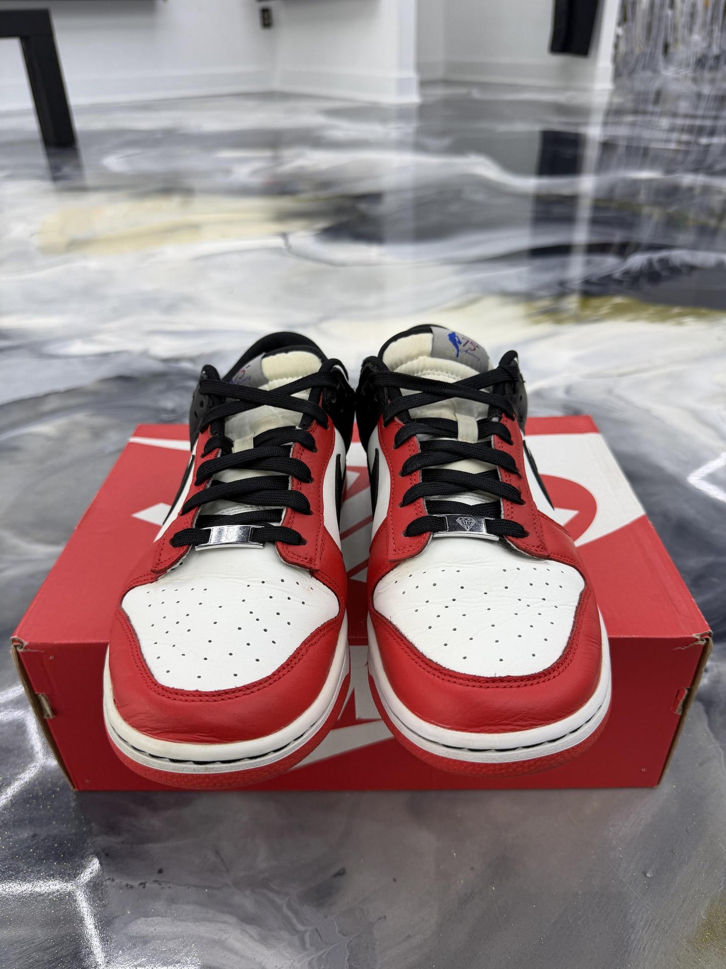Nike Dunk Low Chicago Split Used Size 10