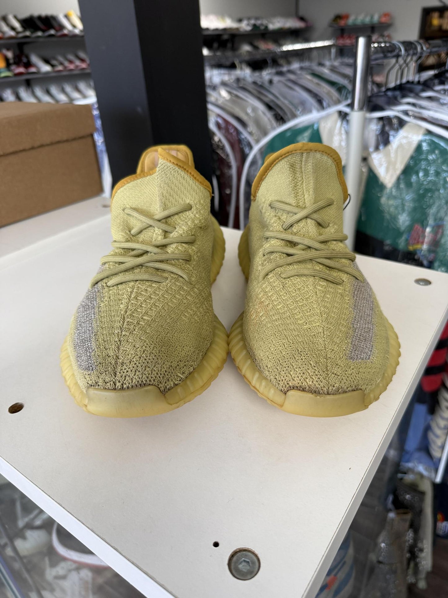 Yeezy 350 V2 "Marsh" Used Size 8