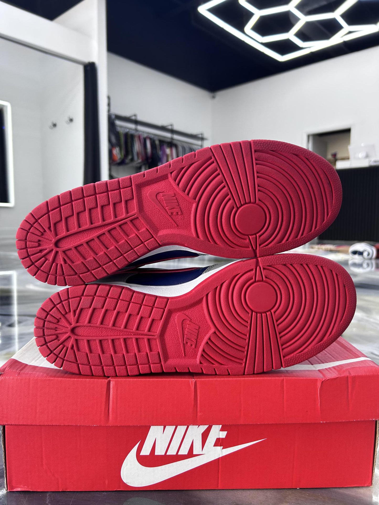 Nike Dunk Low "Samba" Used Size 11.5